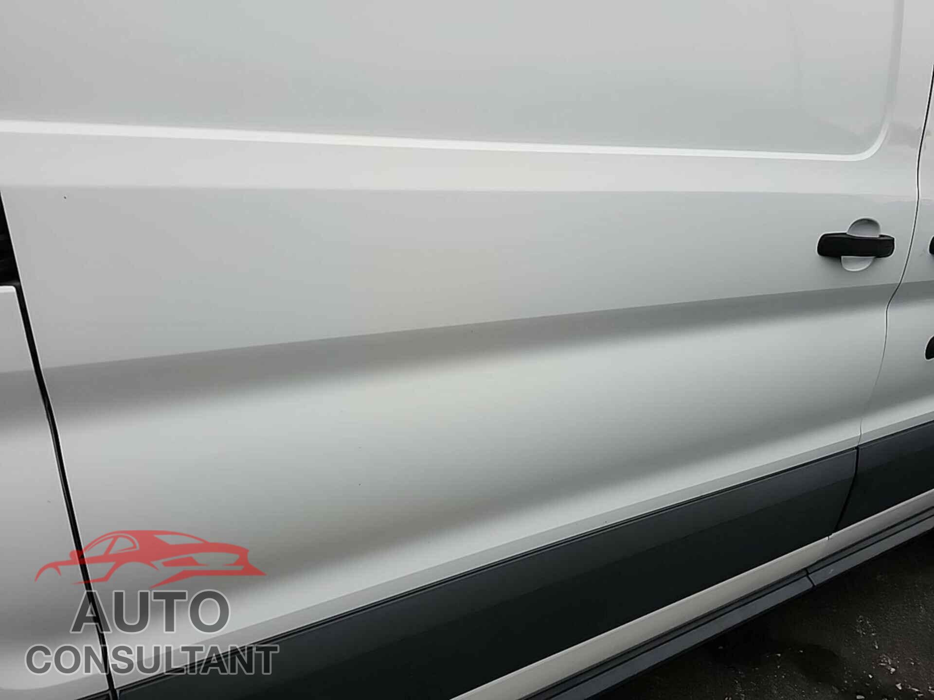 FORD TRANSIT 2015 - 1FTNE1YM5FKB32477