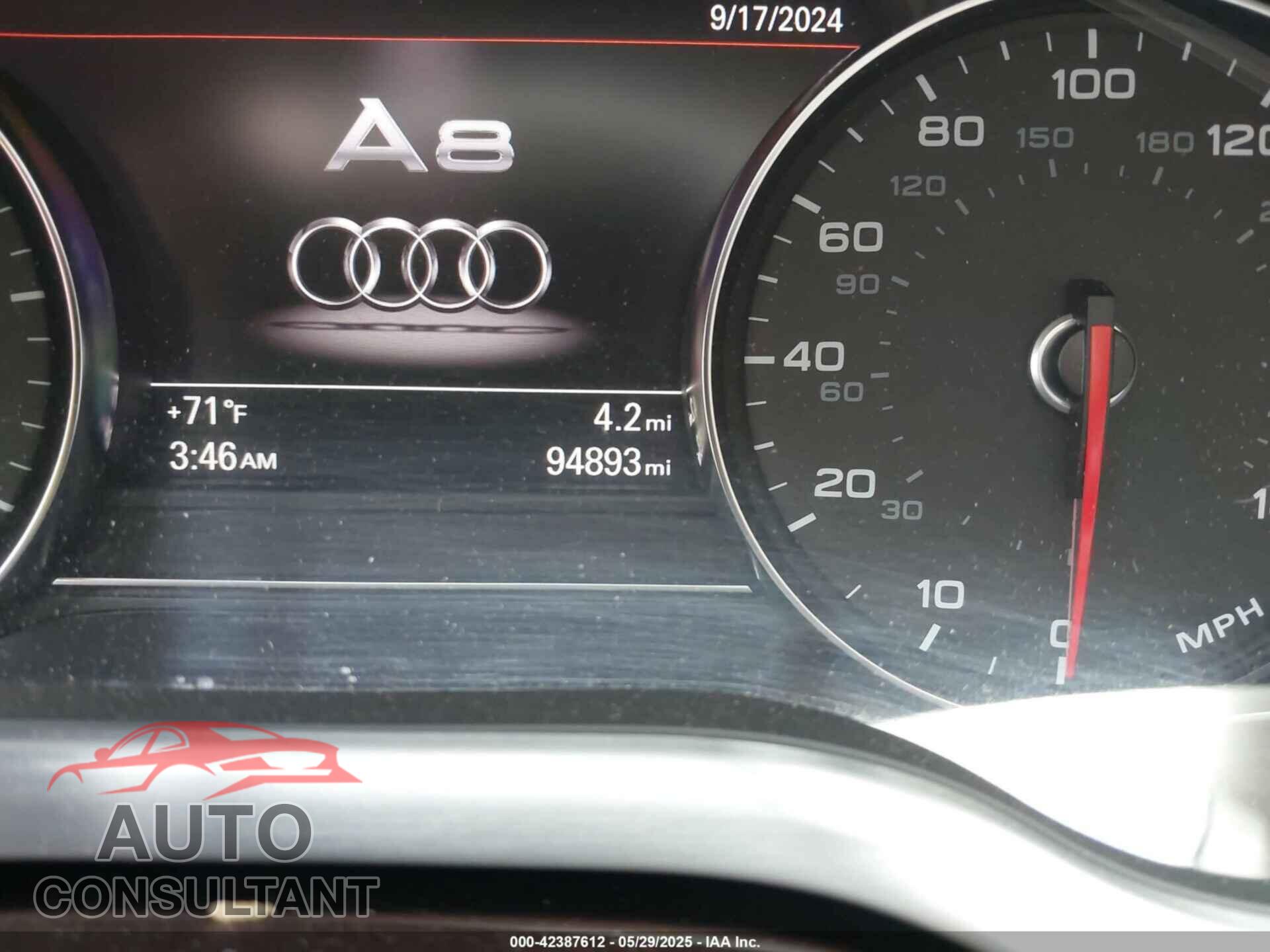 AUDI A8 L 2015 - WAU32AFD5FN008739