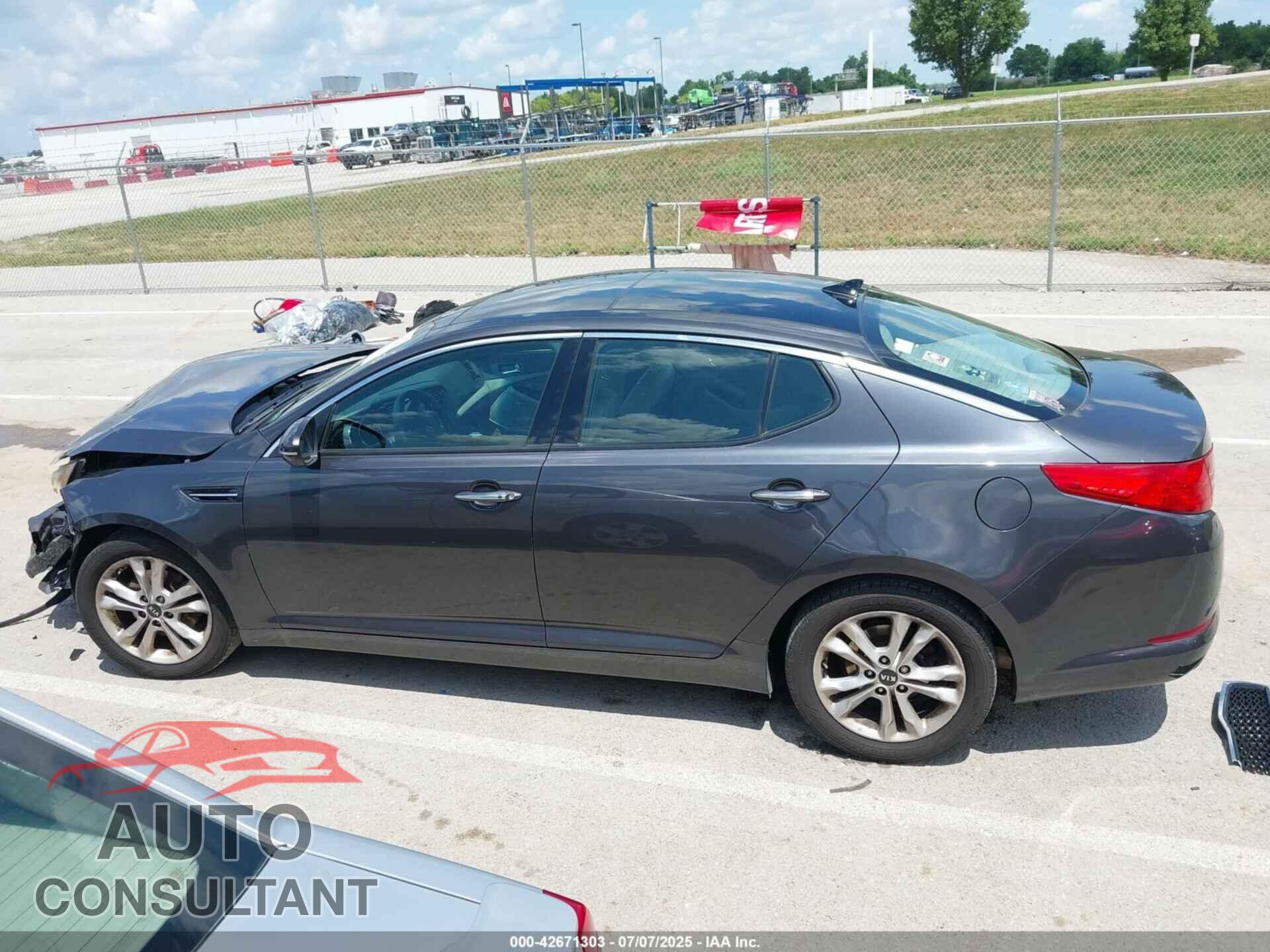 KIA OPTIMA 2011 - KNAGN4A75B5149476
