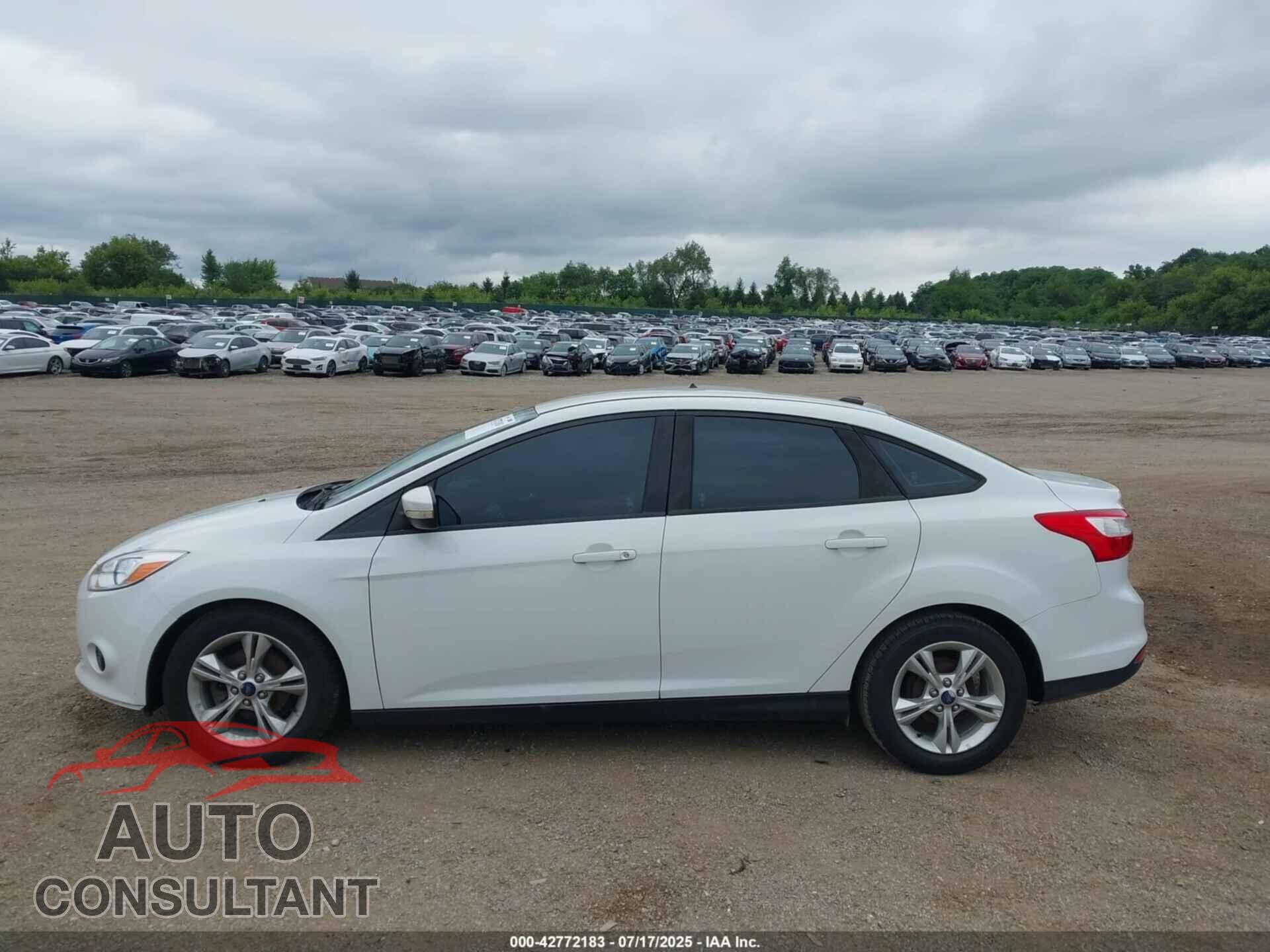 FORD FOCUS 2014 - 1FADP3F2XEL336757