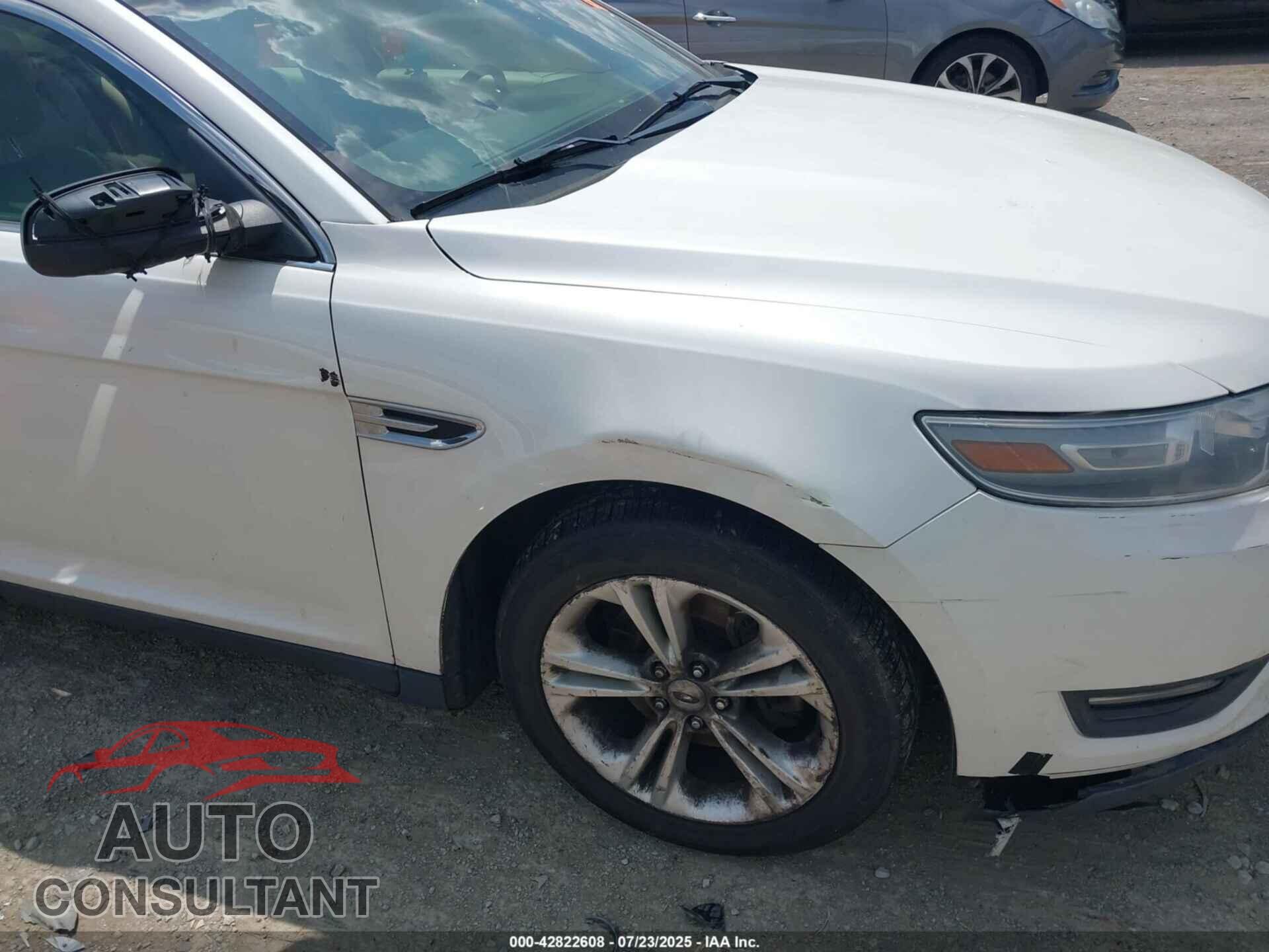 FORD TAURUS 2014 - 1FAHP2E87EG139331