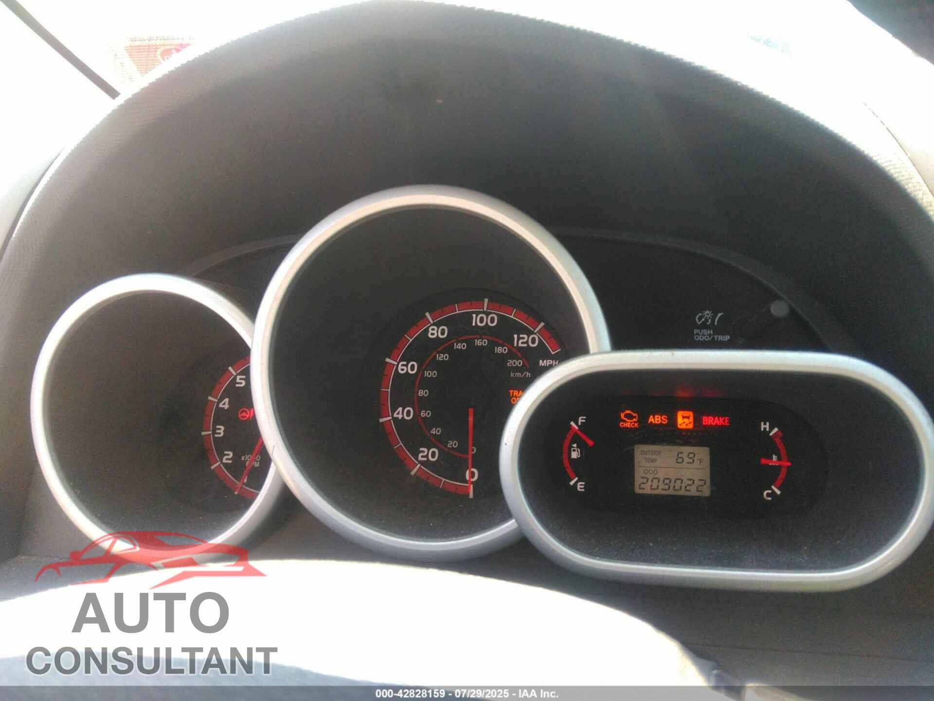 TOYOTA MATRIX 2013 - 2T1KU4EE3DC048662