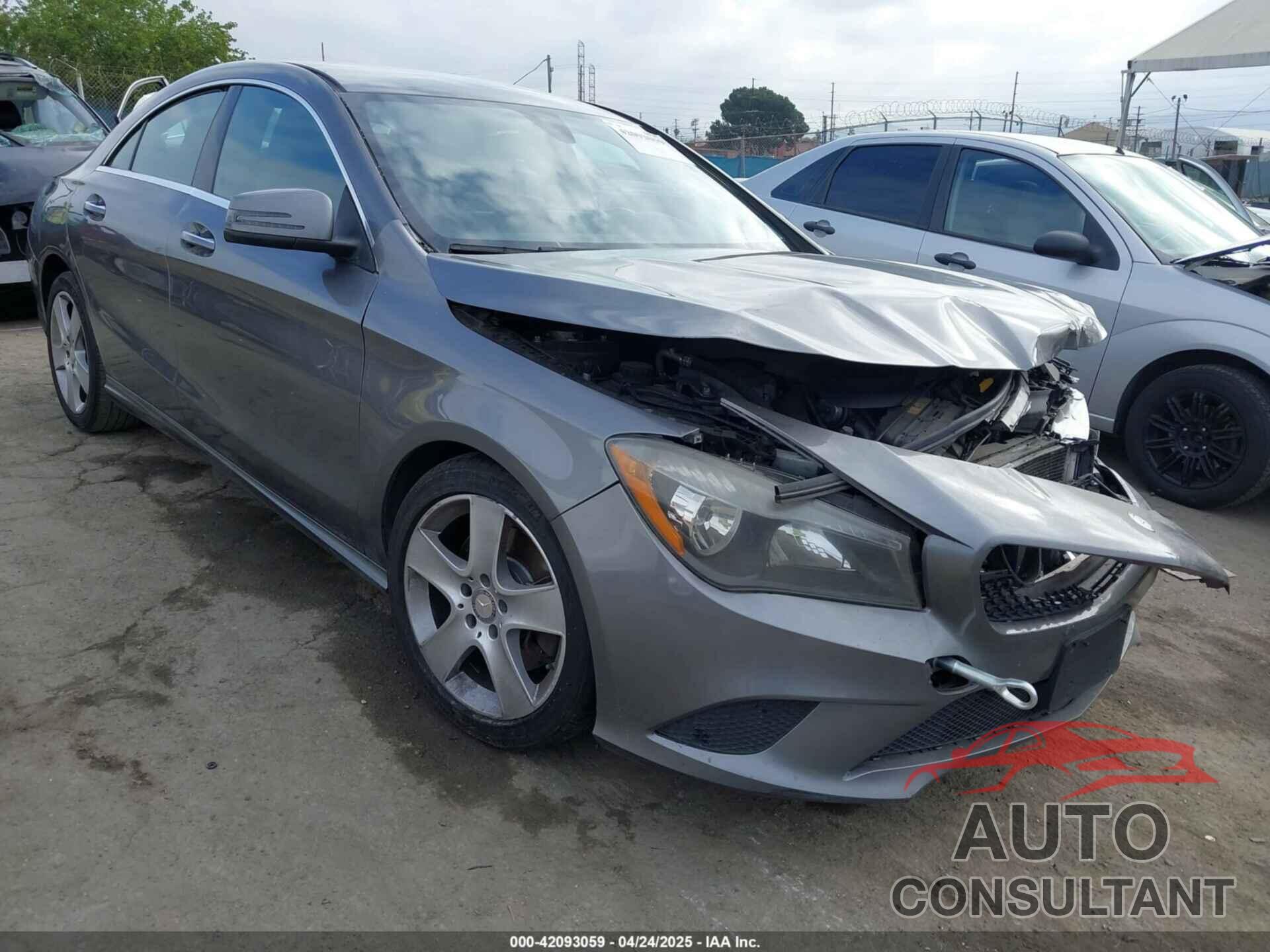 MERCEDES-BENZ CLA 250 2016 - WDDSJ4EB4GN376095