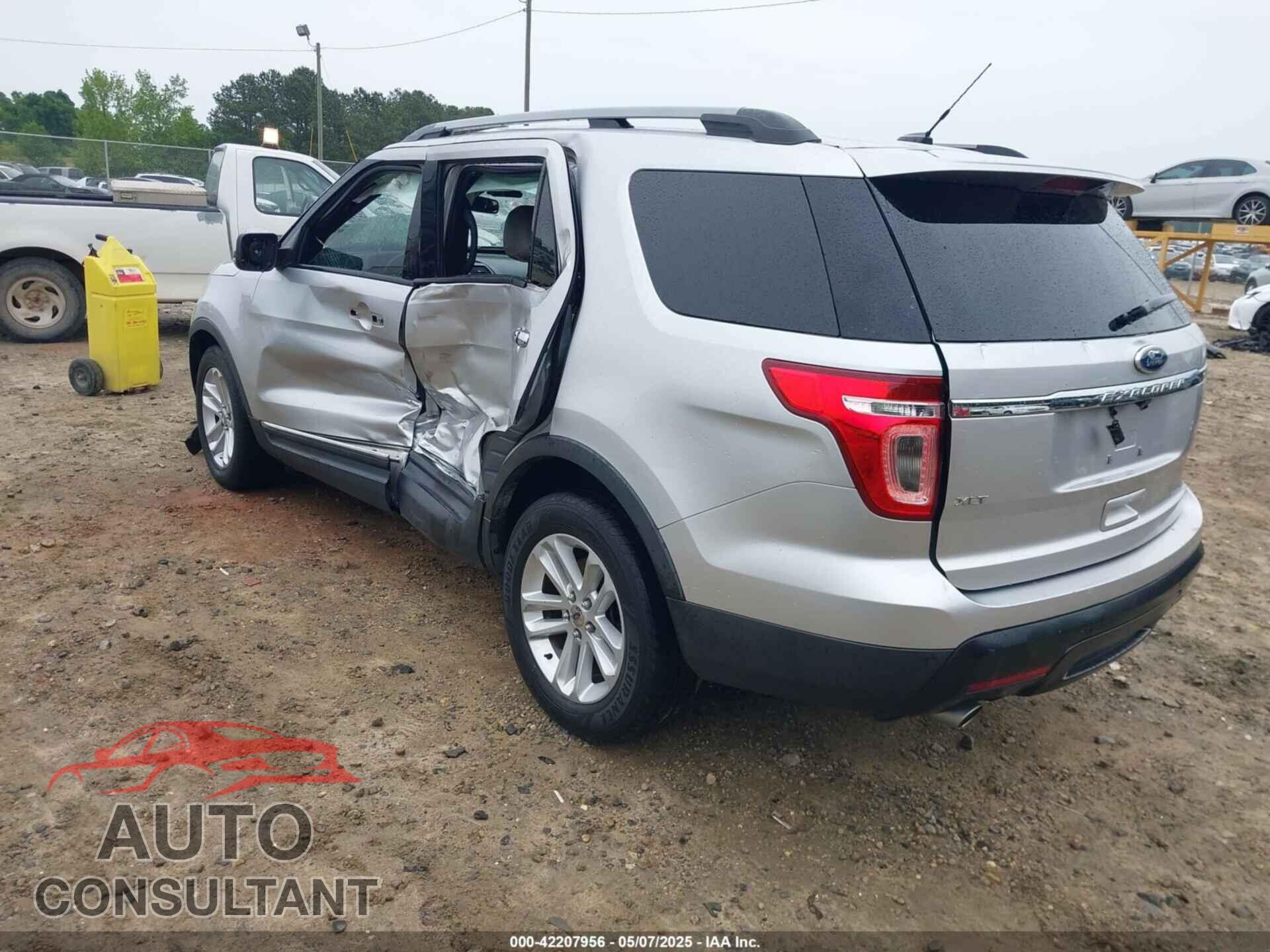 FORD EXPLORER 2011 - 1FMHK7D85BGA17582