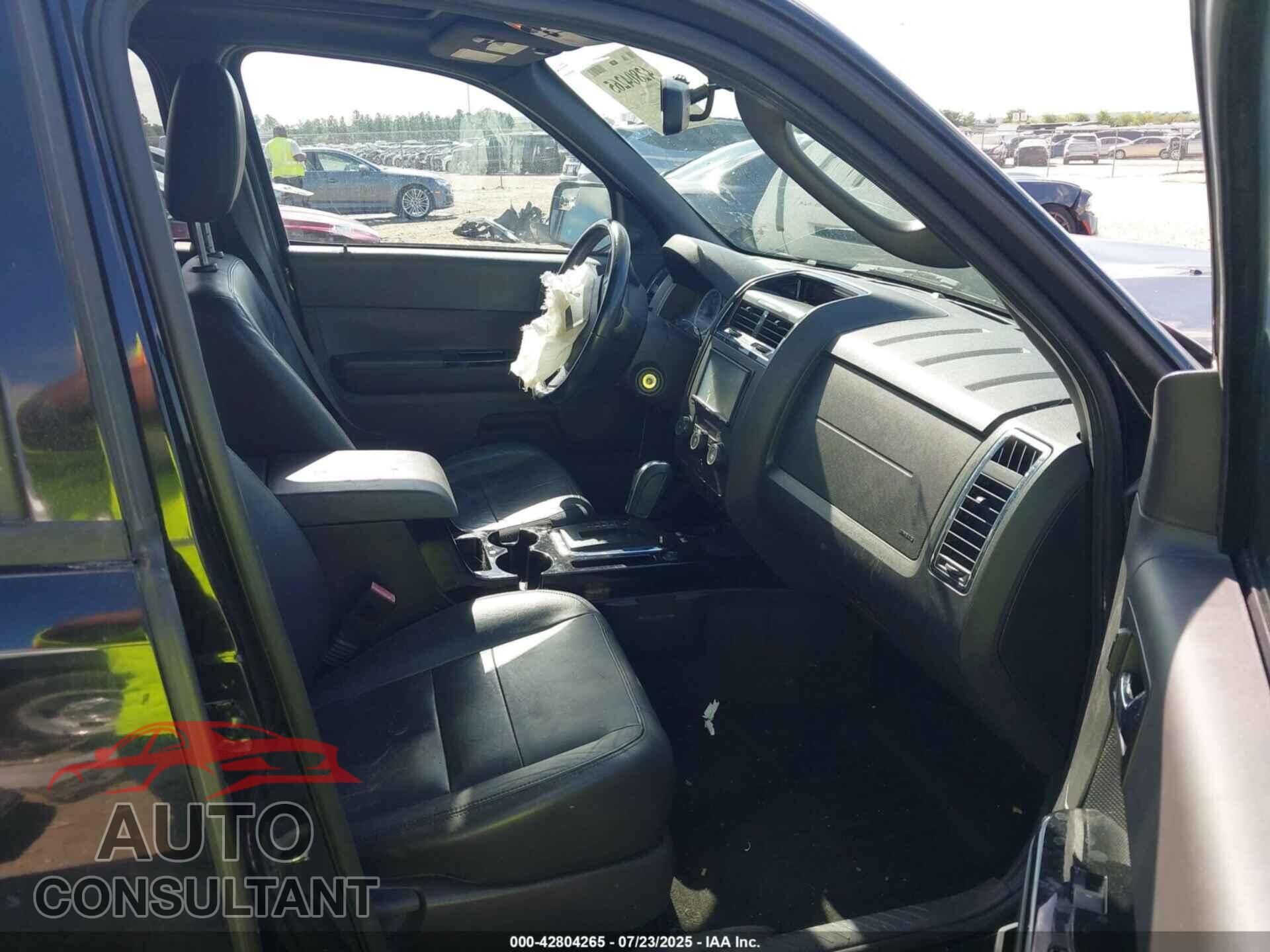 FORD ESCAPE 2012 - 1FMCU9EG6CKB77183