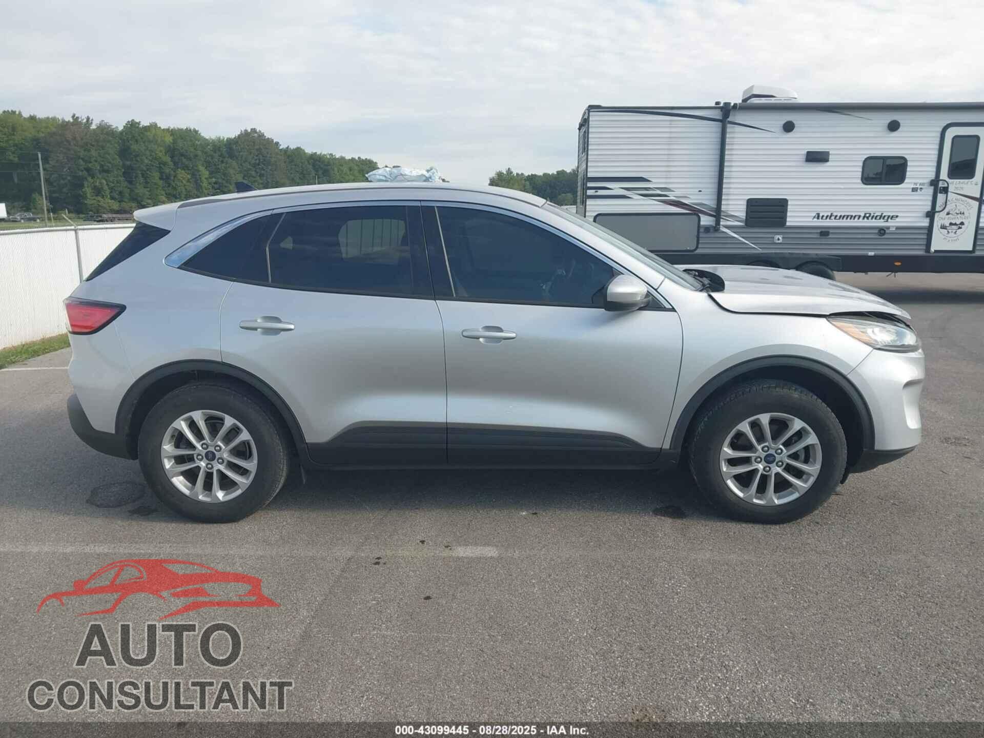 FORD ESCAPE 2020 - 1FMCU0G64LUA06128