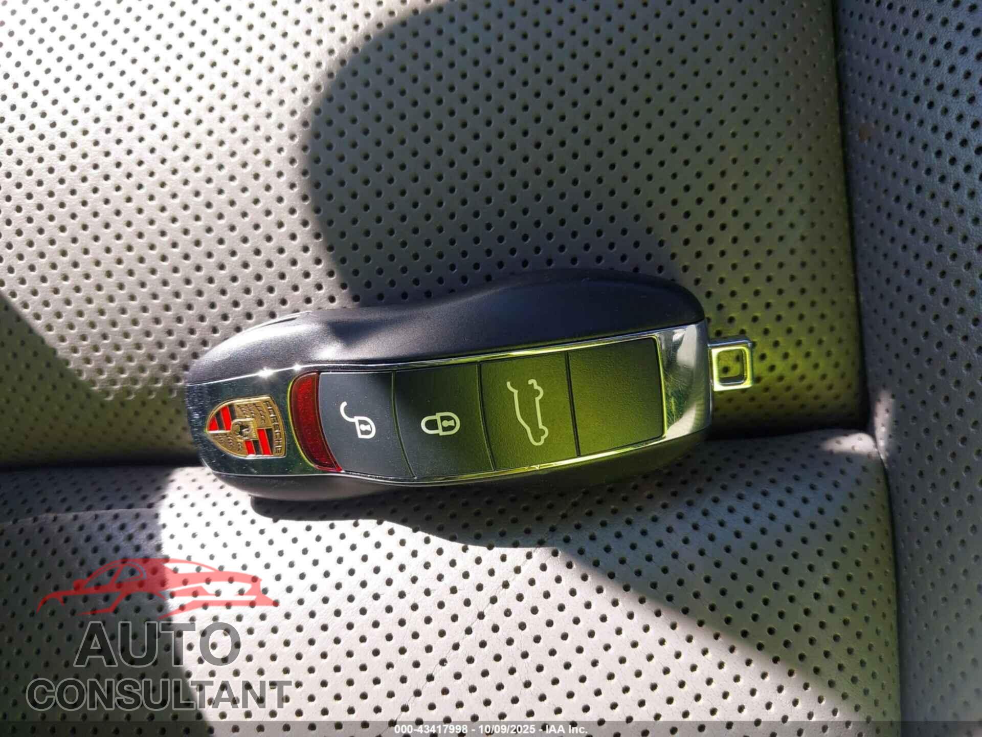 PORSCHE CAYENNE 2013 - WP1AA2A2XDLA04797