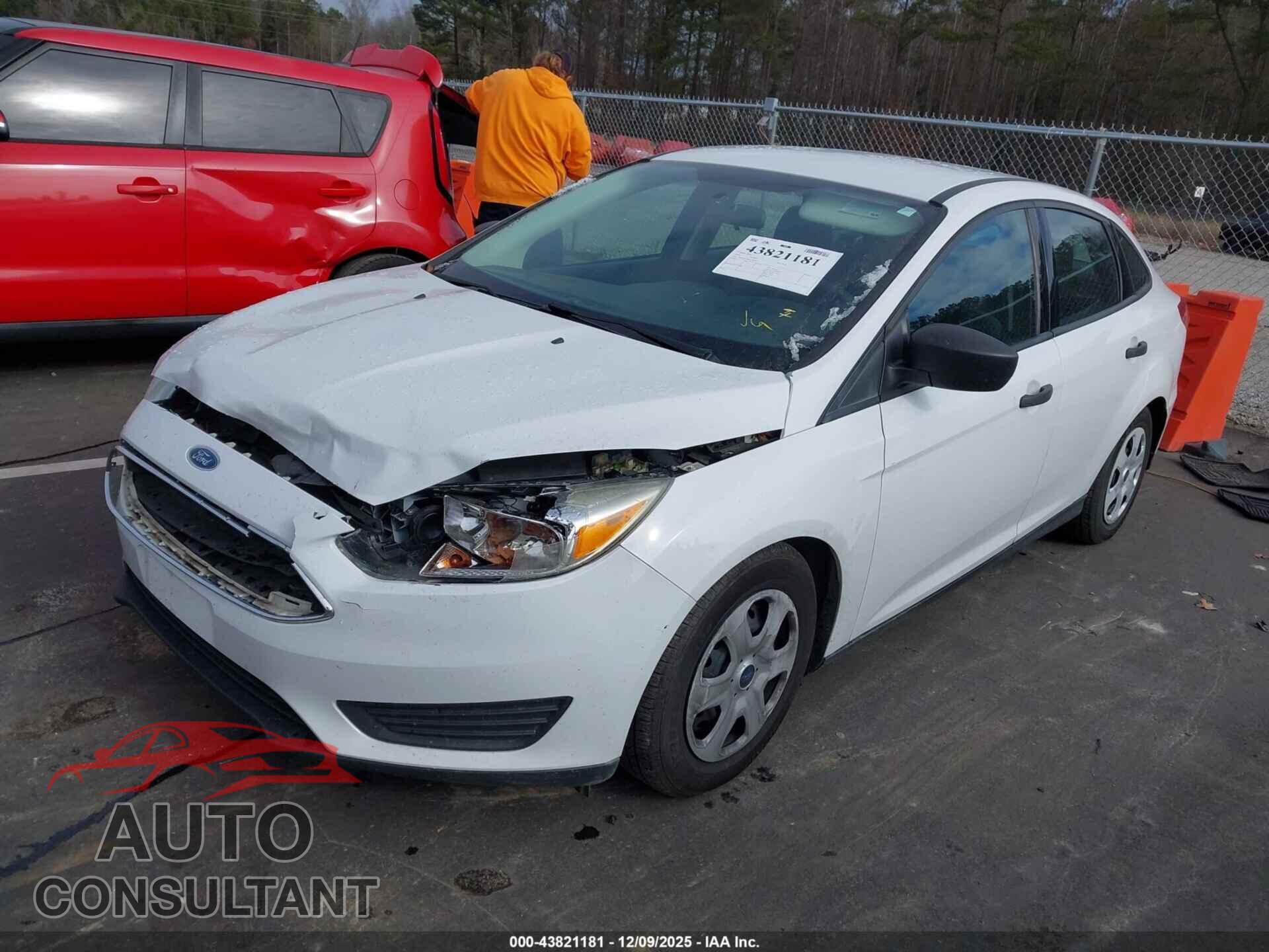 FORD FOCUS 2016 - 1FADP3E26GL345685