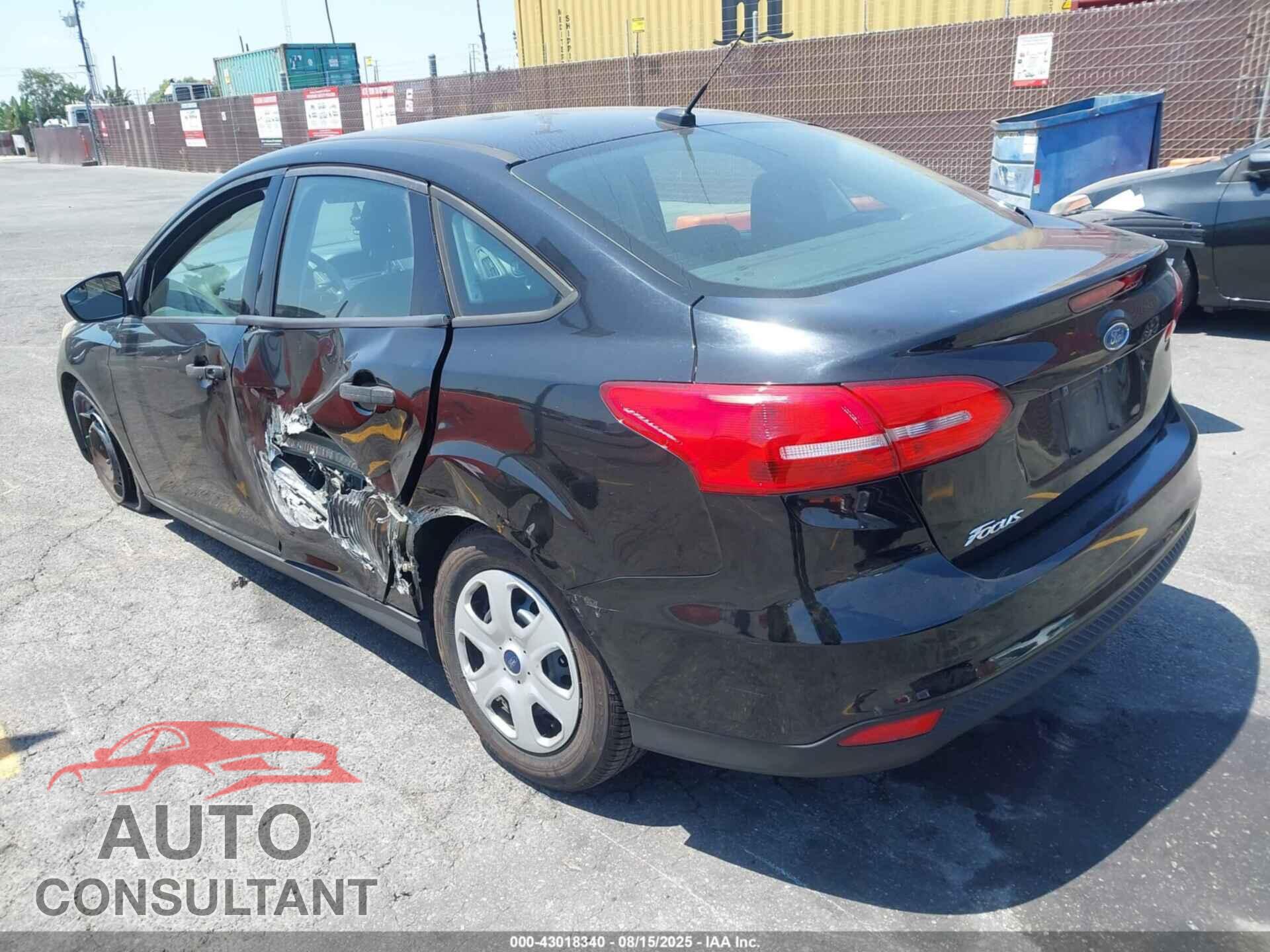FORD FOCUS 2016 - 1FADP3E28GL325034