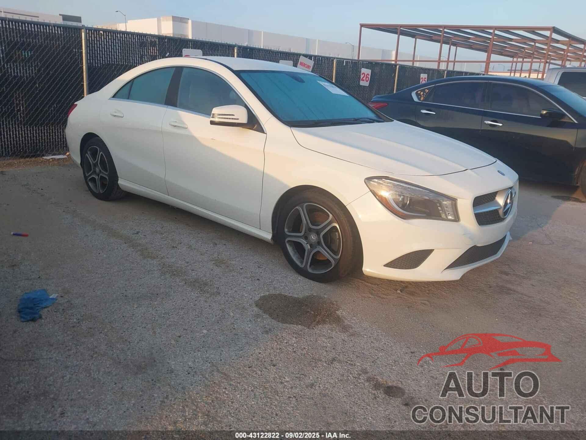 MERCEDES-BENZ CLA 250 2014 - WDDSJ4EB4EN154749