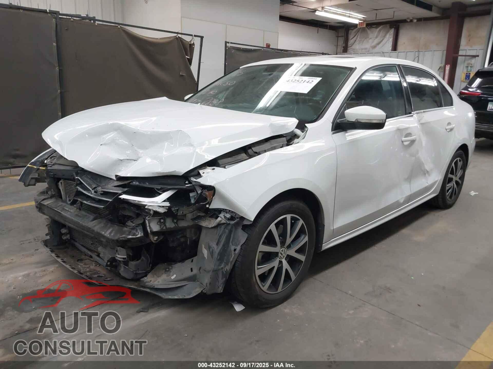 VOLKSWAGEN JETTA 2017 - 3VWDB7AJ7HM217868