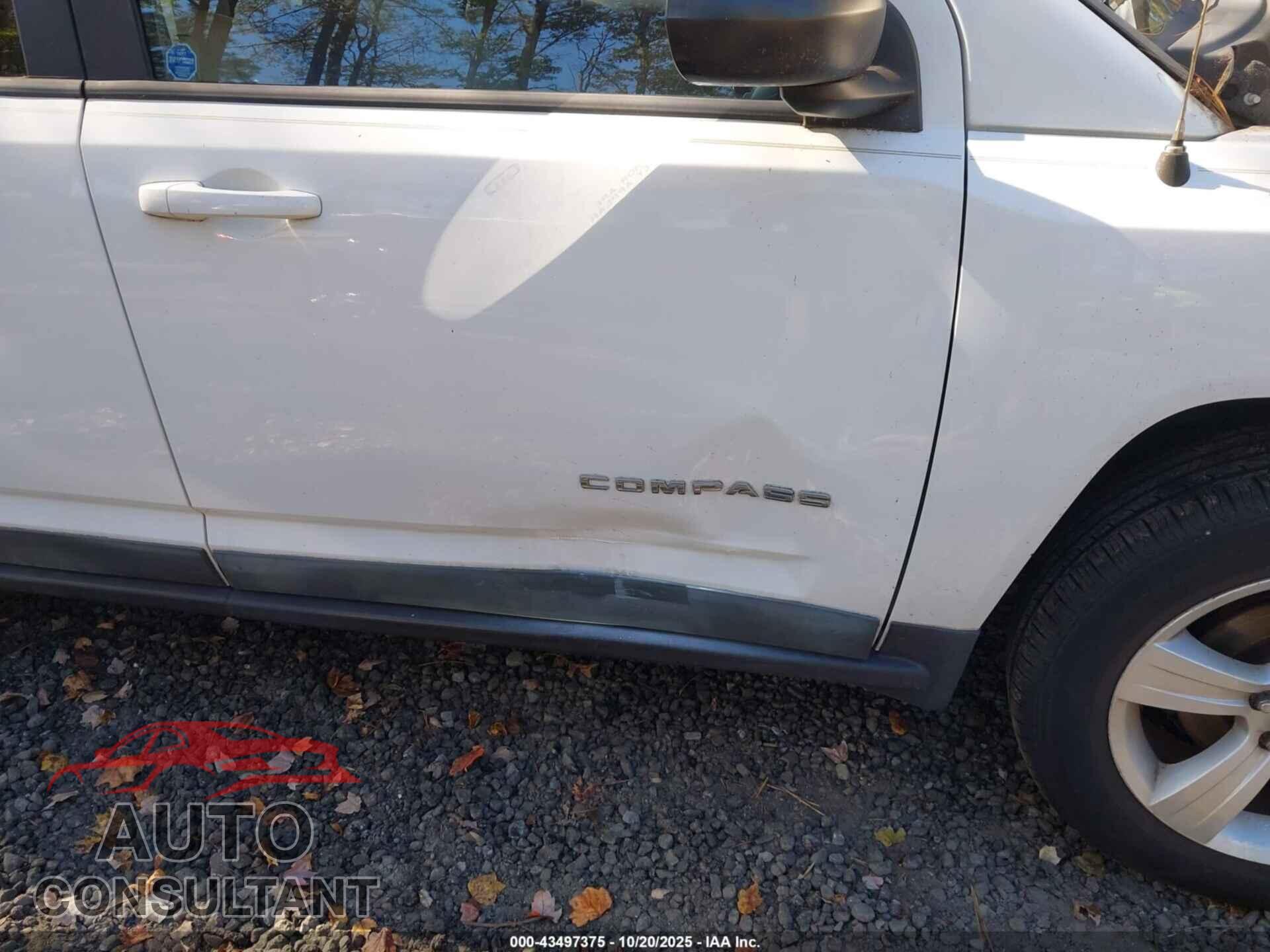 JEEP COMPASS 2011 - 1J4NF5FB3BD158302