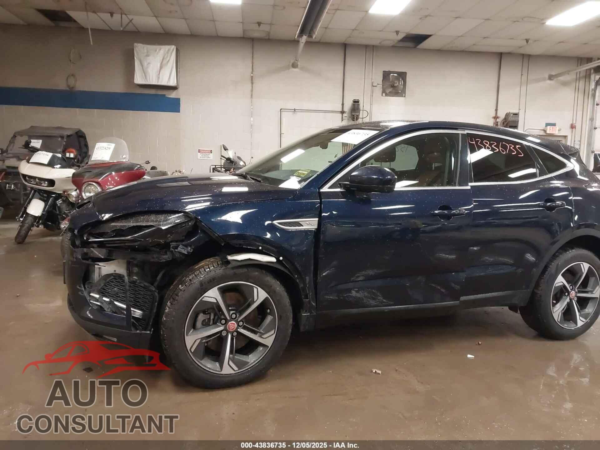 JAGUAR E-PACE 2022 - SADFP2FX9N1031680
