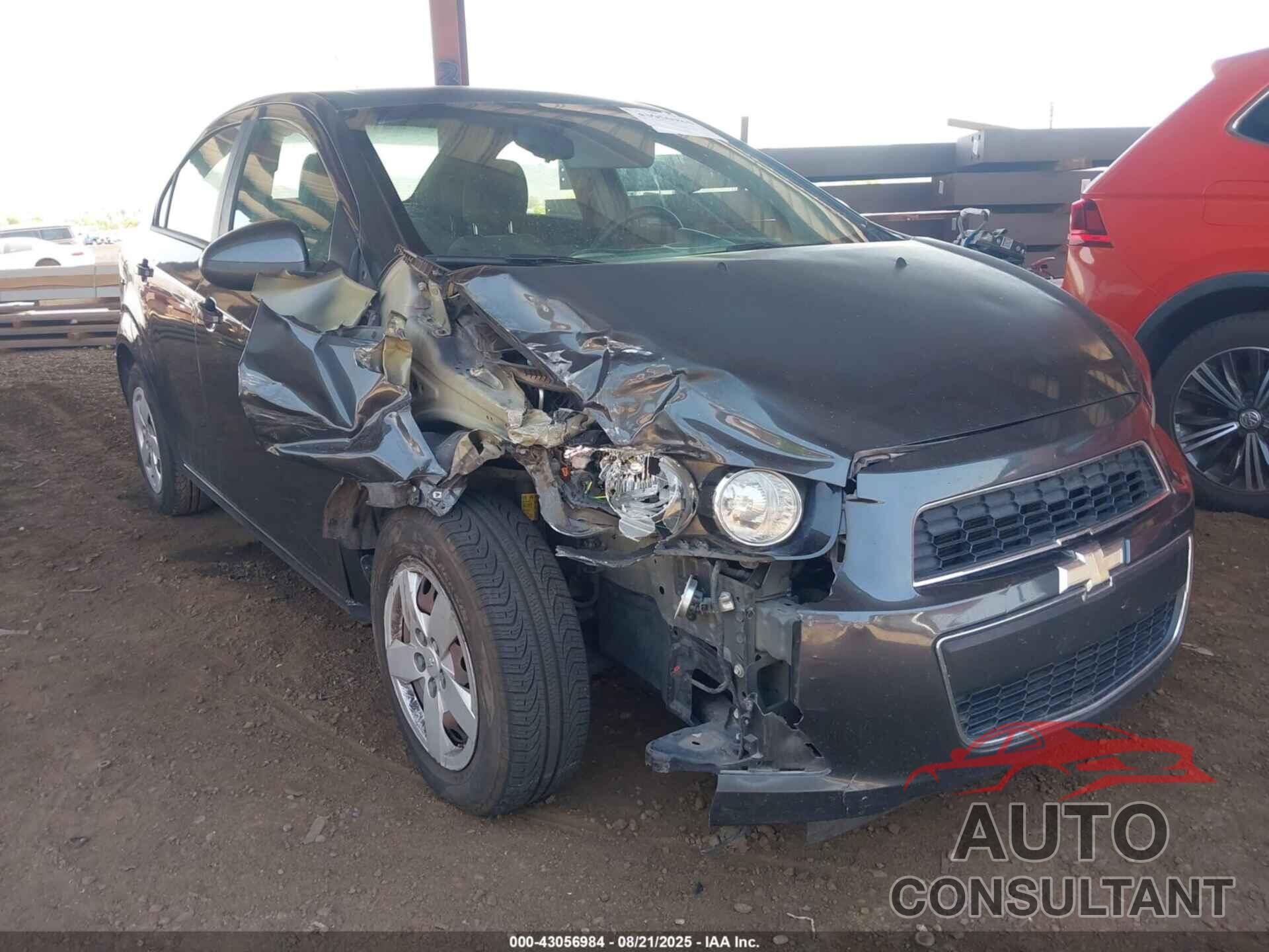 CHEVROLET SONIC 2016 - 1G1JB5SH5G4167822