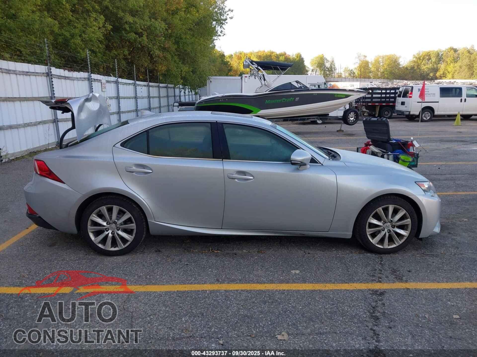 LEXUS IS 250 2014 - JTHBF1D2XE5040930