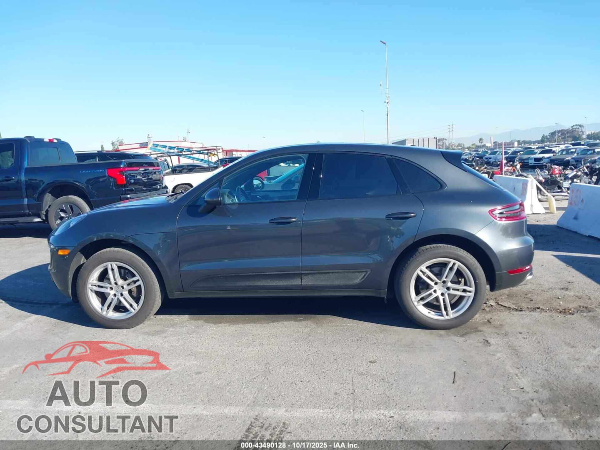 PORSCHE MACAN 2017 - WP1AA2A56HLB08834