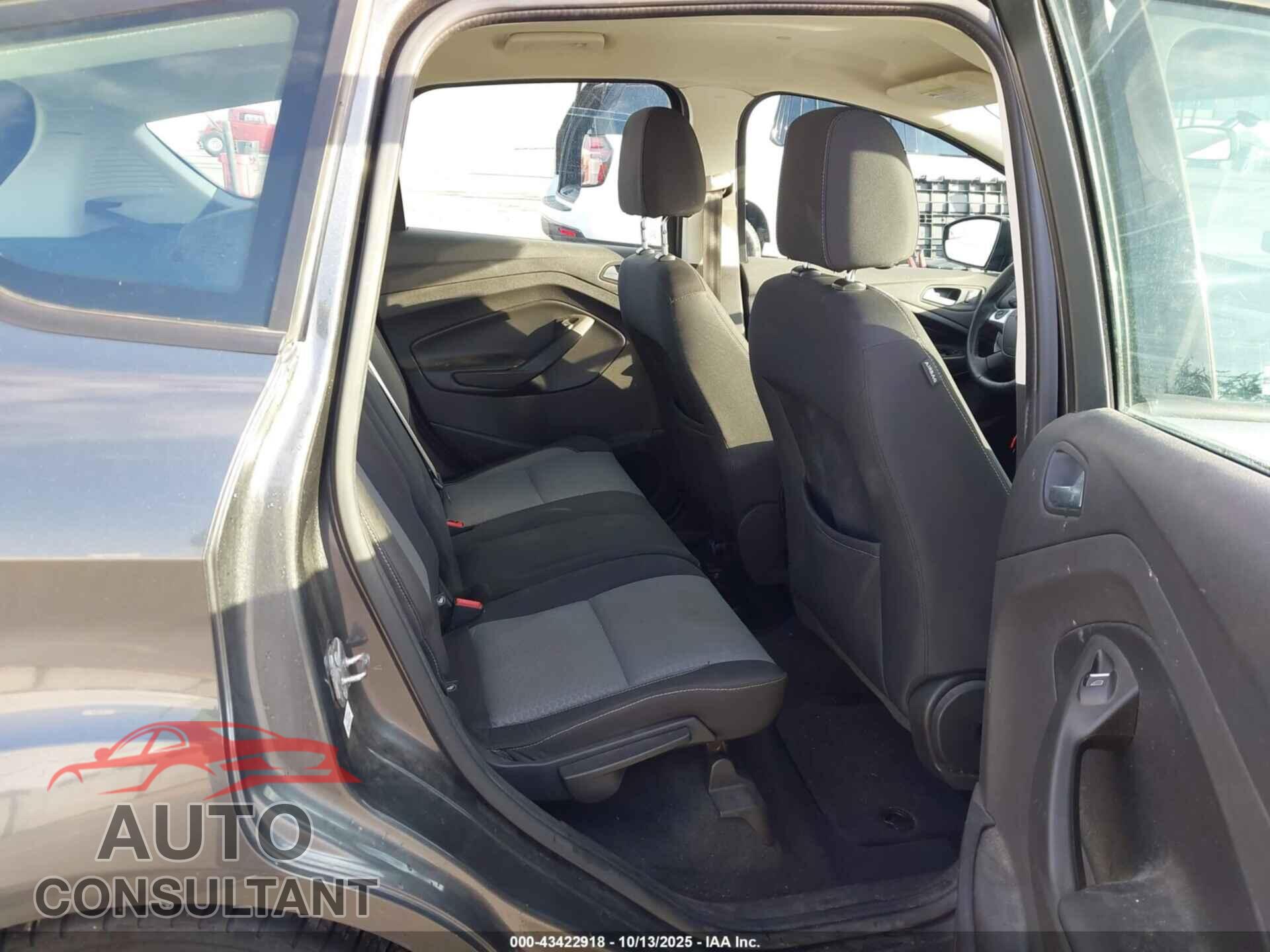 FORD C-MAX ENERGI 2017 - 1FADP5EU3HL102821