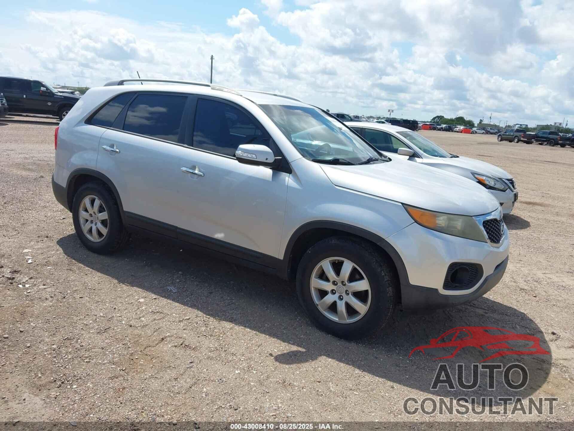 KIA SORENTO 2012 - 5XYKT4A25CG217114