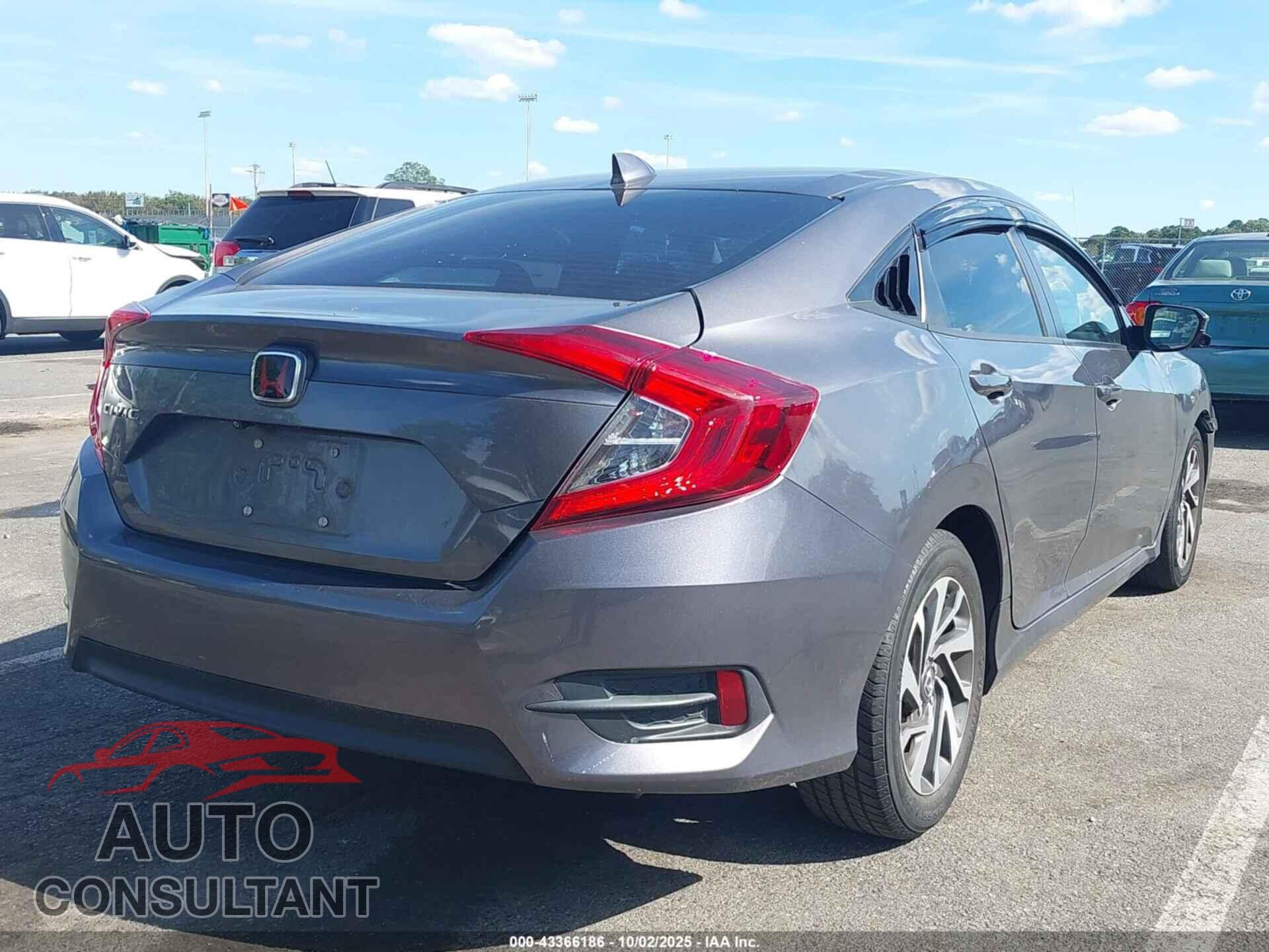 HONDA CIVIC 2017 - 19XFC2F75HE208475