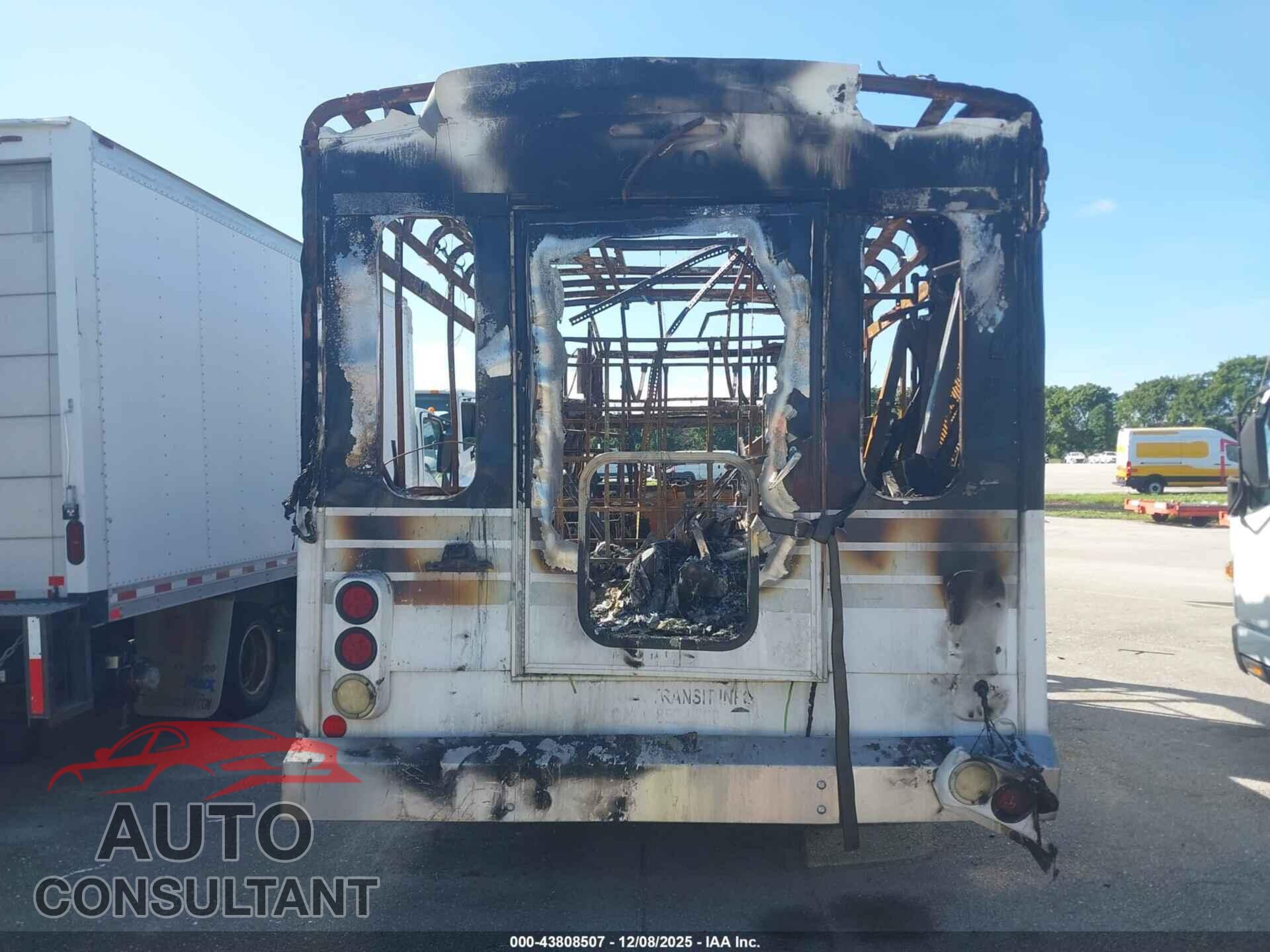 FORD E-450 CUTAWAY 2010 - 1FDFE4FP6ADA05913