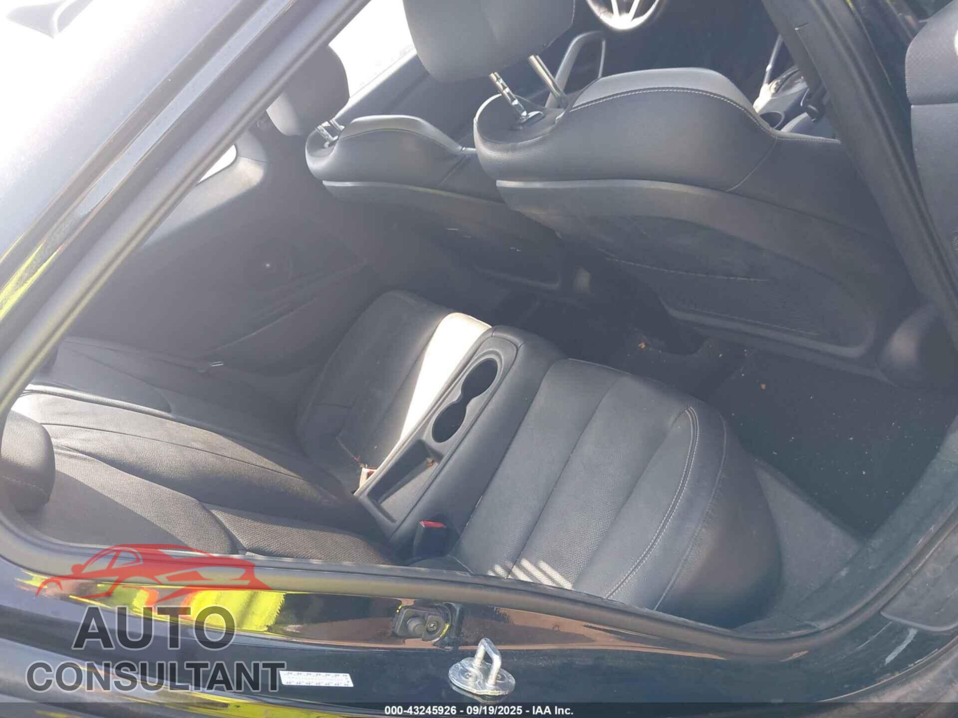 HYUNDAI VELOSTER 2017 - KMHTC6AE4HU308760