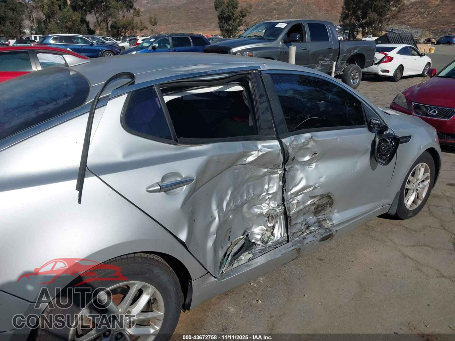 KIA OPTIMA 2013 - KNAGM4A77D5383348