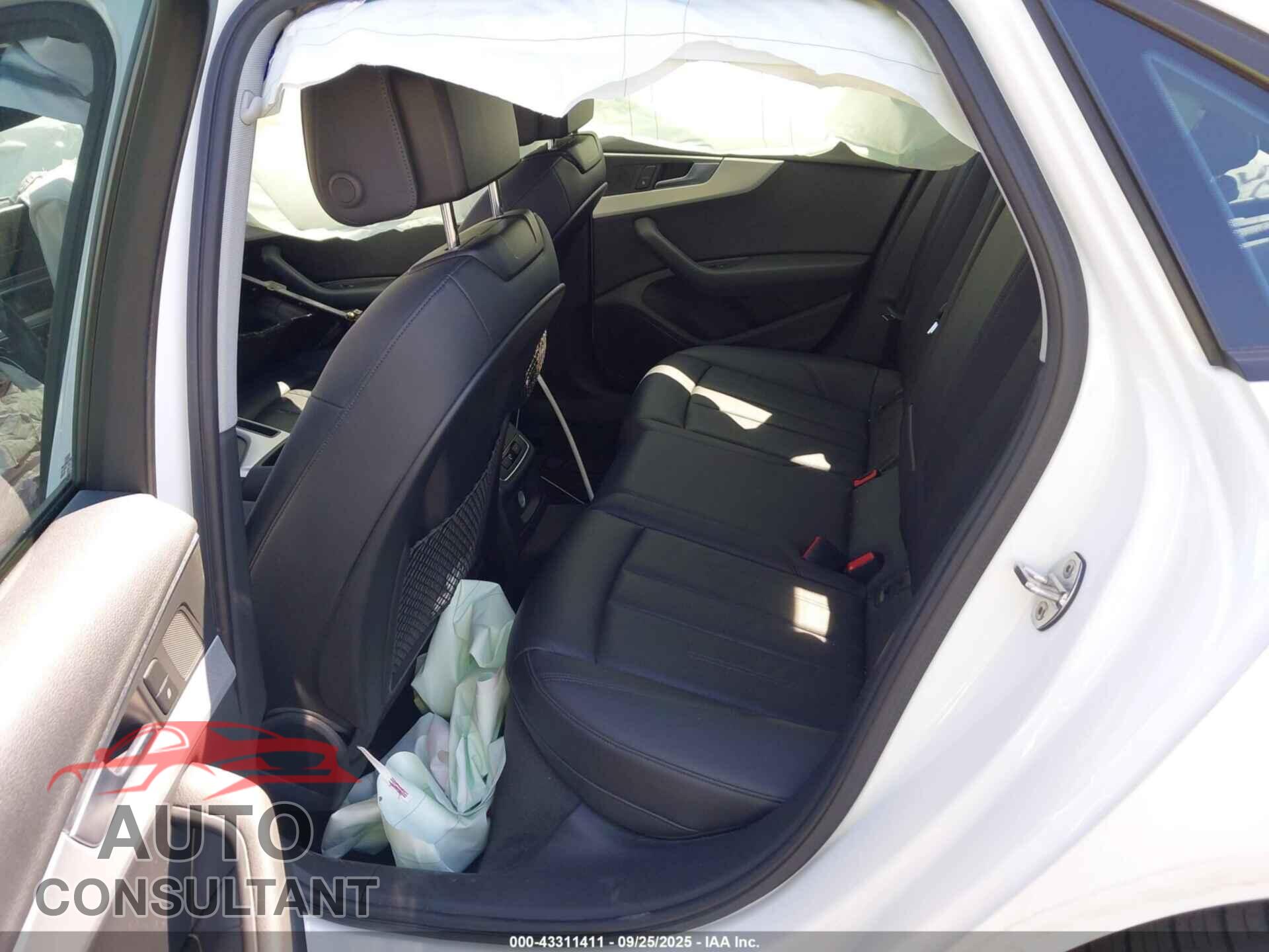 AUDI A4 2017 - WAUGMAF4XHA175099