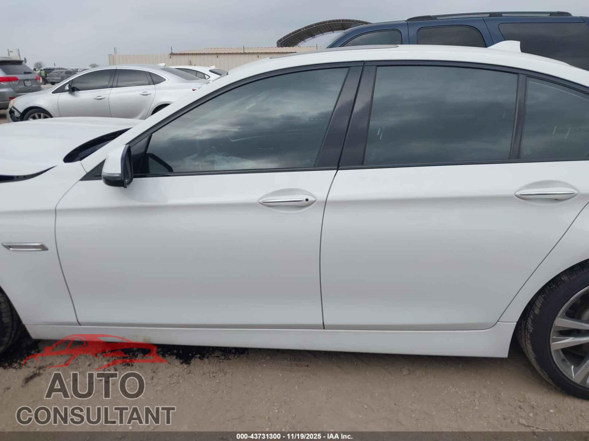 BMW 528I 2016 - WBA5A7C52GG644357