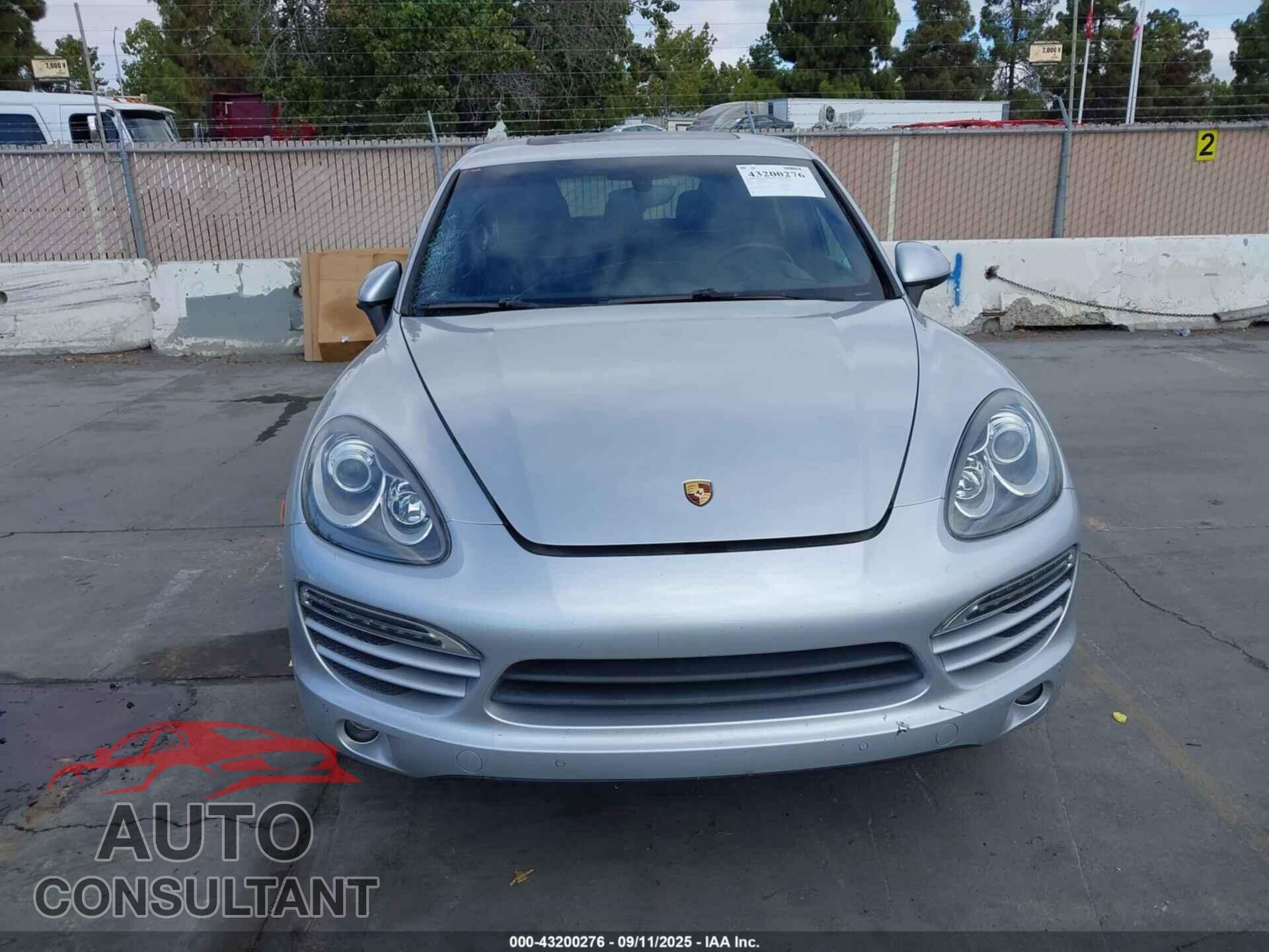 PORSCHE CAYENNE 2012 - WP1AA2A24CLA10612