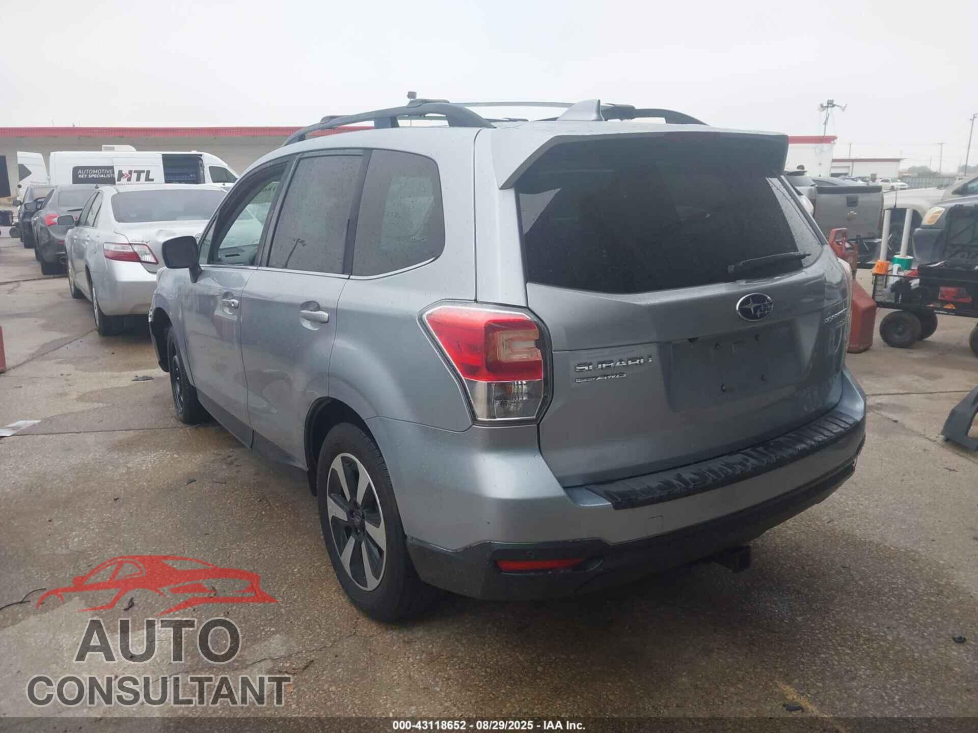 SUBARU FORESTER 2017 - JF2SJARC2HH460770