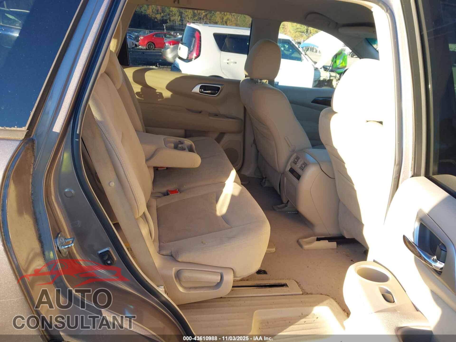 NISSAN PATHFINDER 2013 - 5N1AR2MM2DC618097