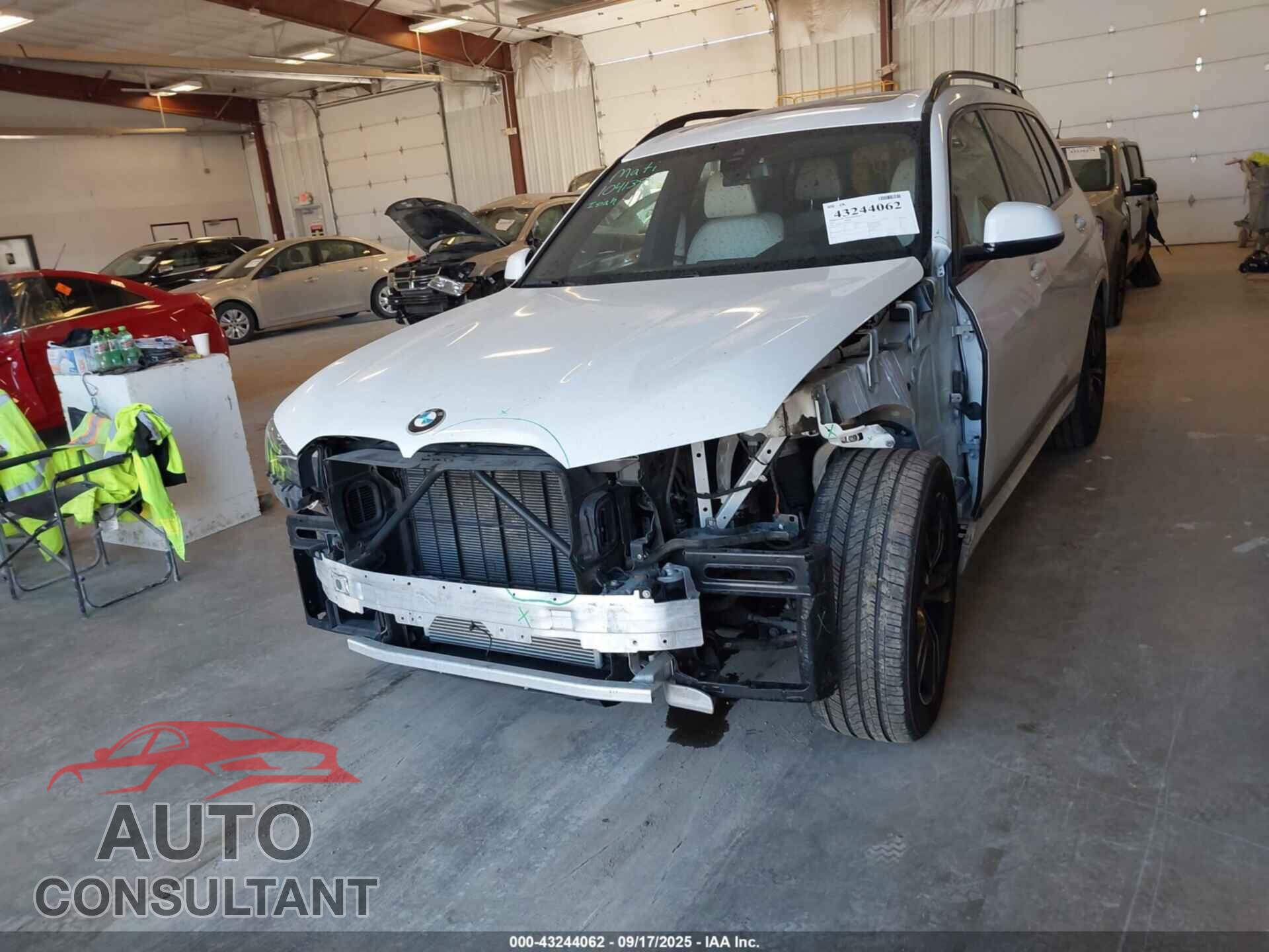 BMW X7 2021 - 5UXCW2C03M9E55172