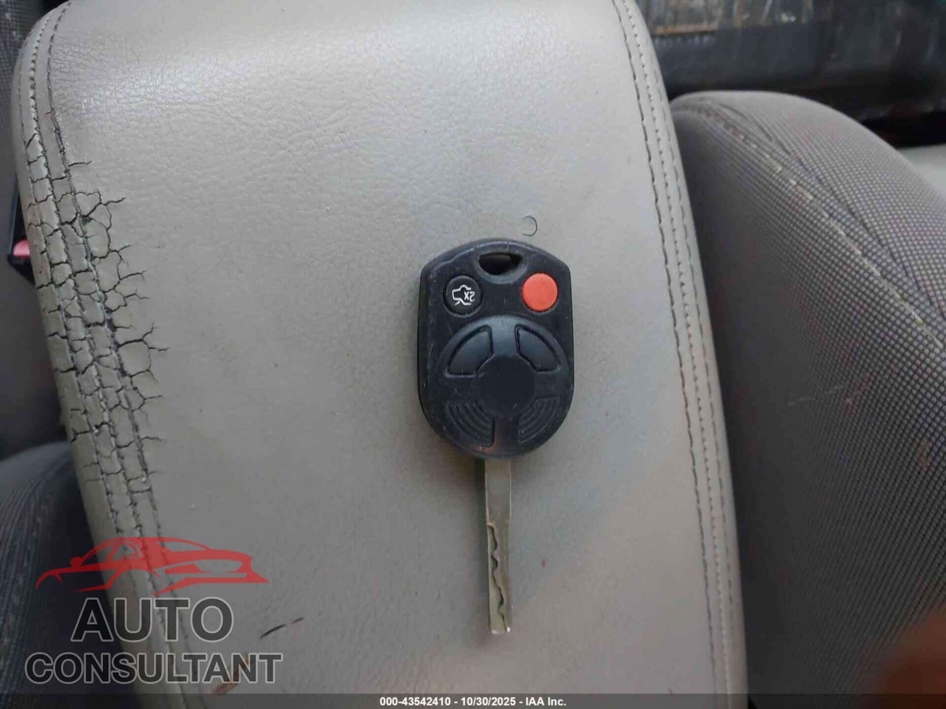 FORD FOCUS 2013 - 1FADP3F2XDL213880