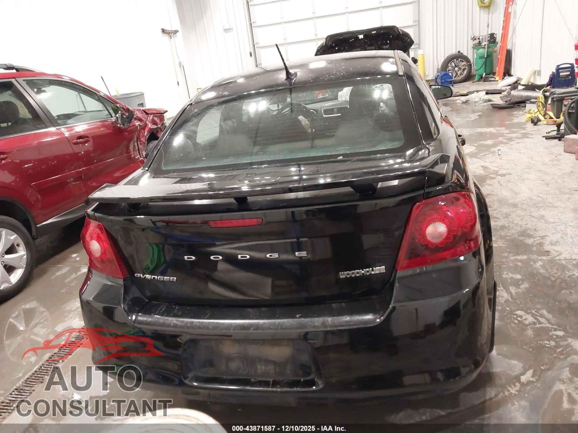 DODGE AVENGER 2013 - 1C3CDZAG3DN544913
