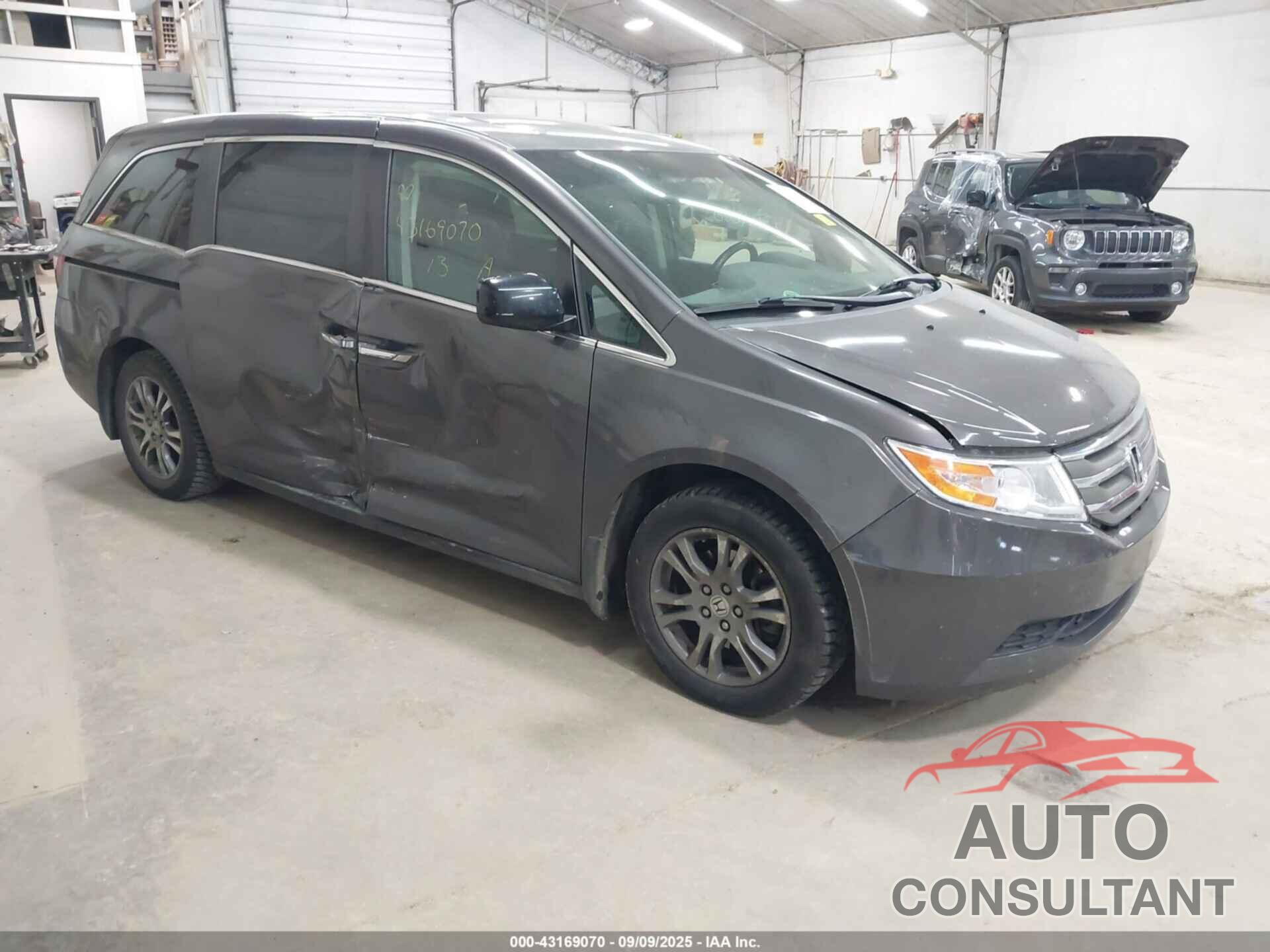 HONDA ODYSSEY 2013 - 5FNRL5H62DB084320