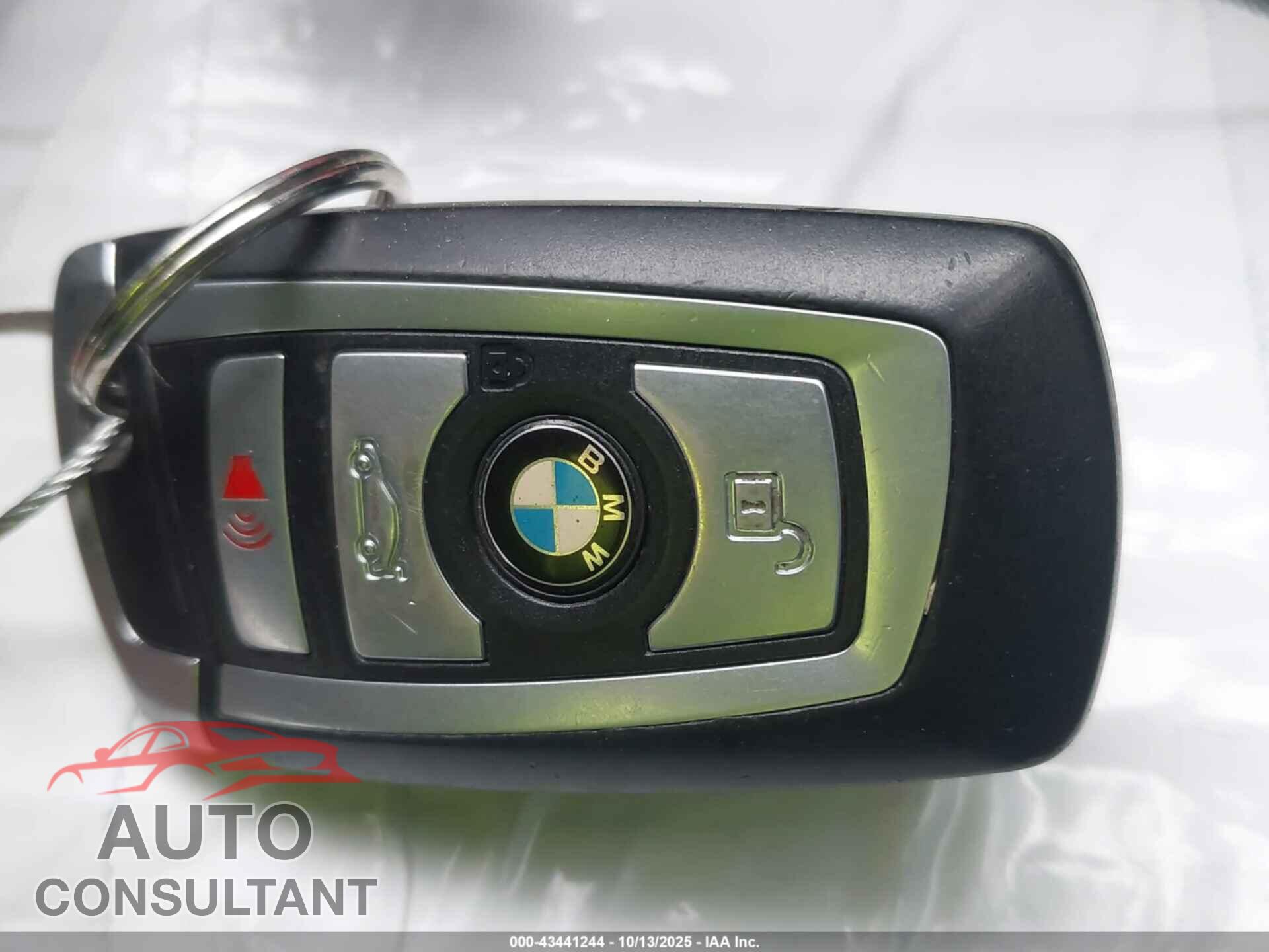 BMW 750LI 2015 - WBAYE8C54FD781954