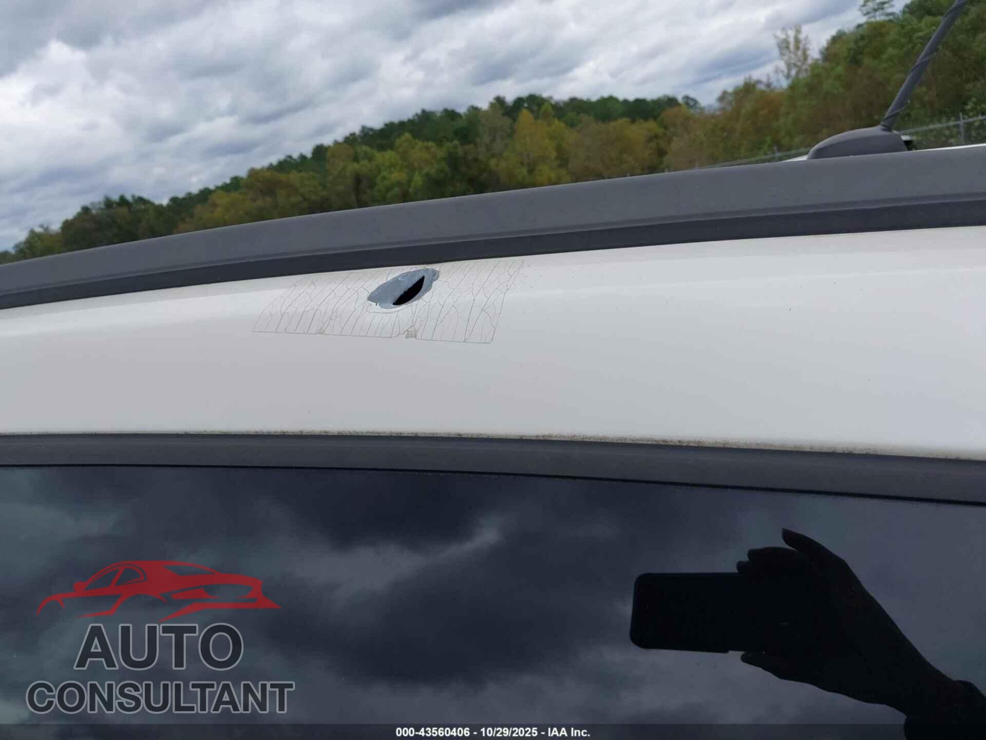 CHEVROLET TRAVERSE 2014 - 1GNKRGKD7EJ148775