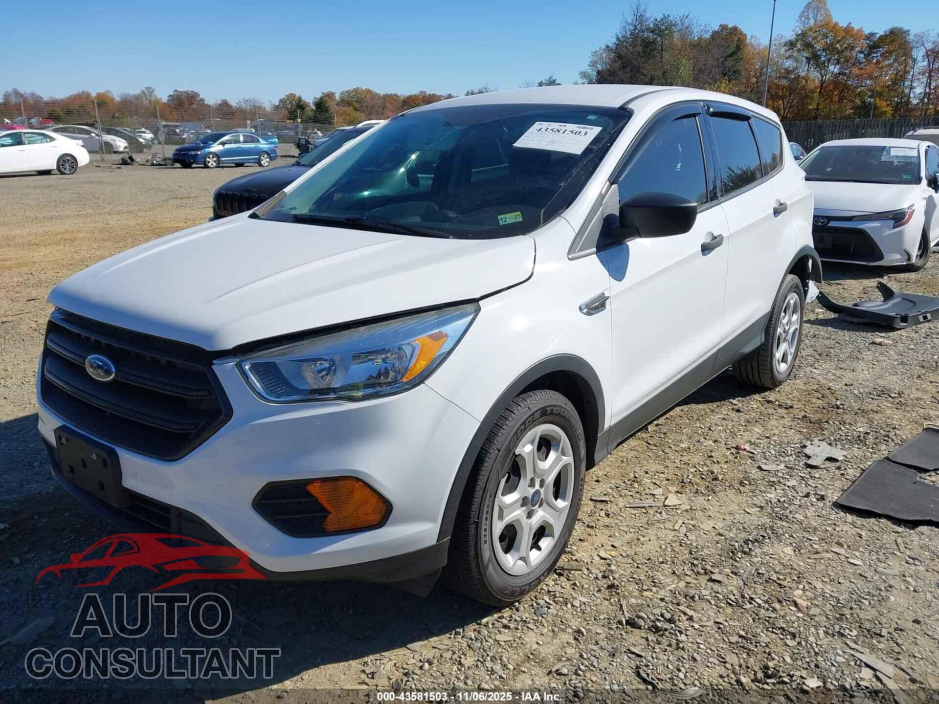 FORD ESCAPE 2017 - 1FMCU0F70HUF00116