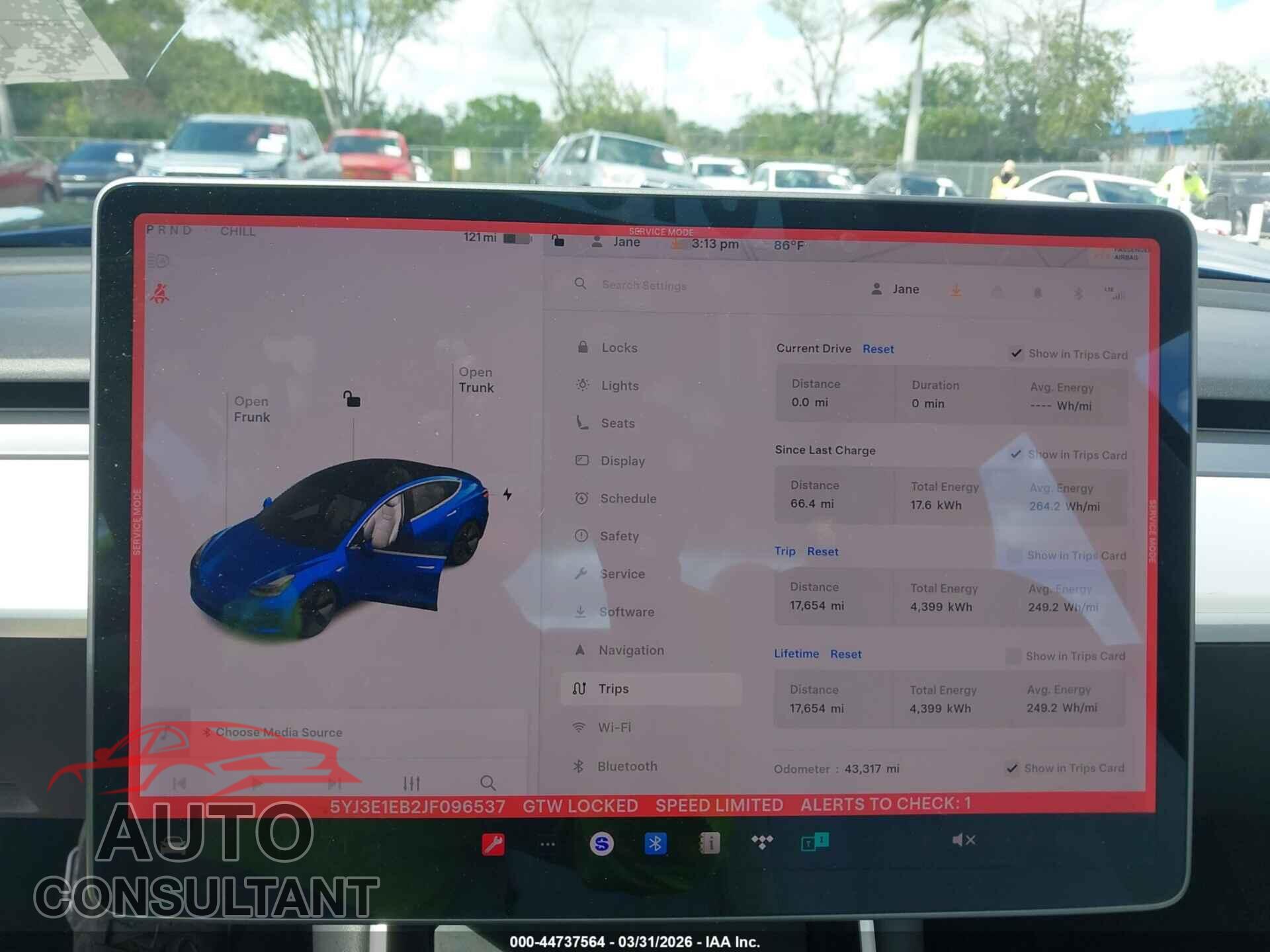 TESLA MODEL 3 2018 - 5YJ3E1EB2JF096537