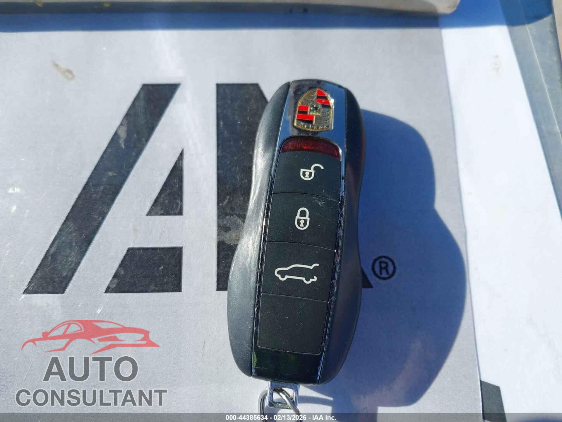 PORSCHE MACAN 2016 - WP1AF2A58GLB90436