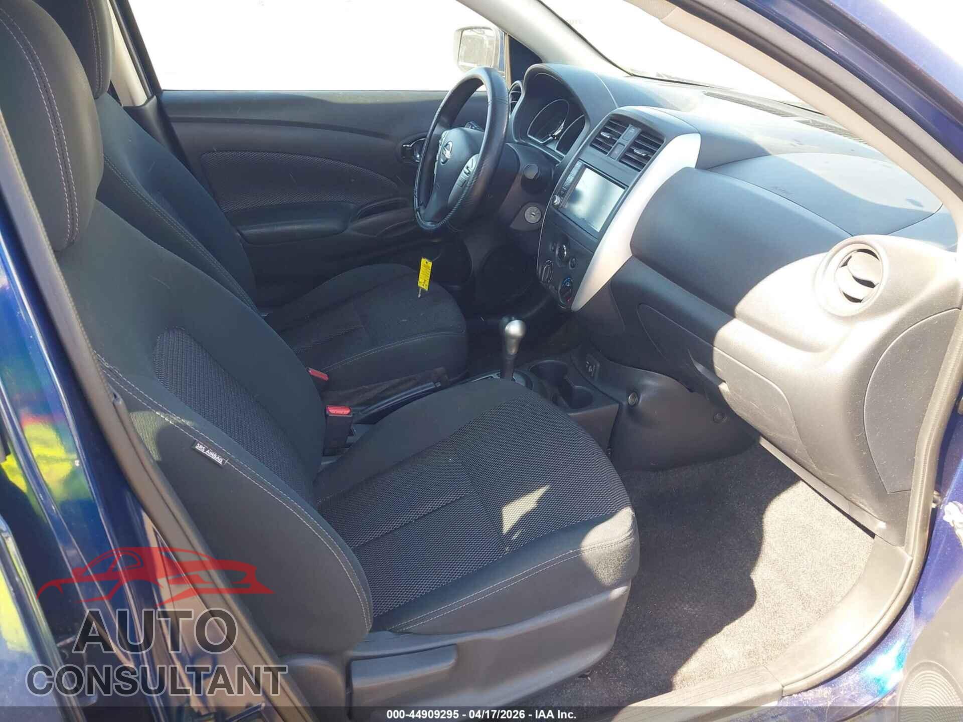 NISSAN VERSA 2019 - 3N1CN7AP3KL876511