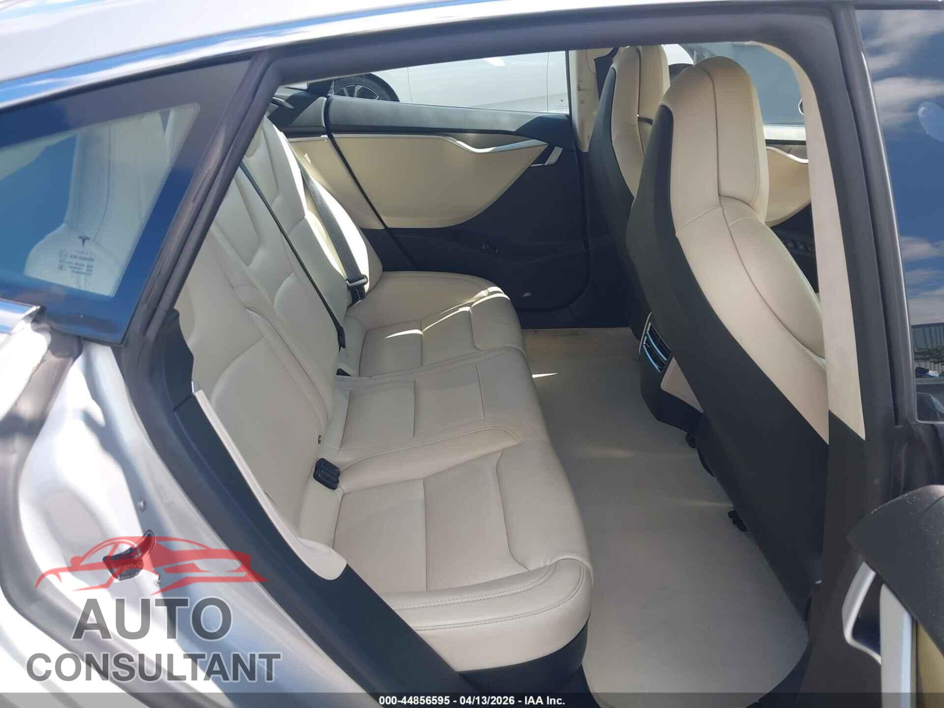 TESLA MODEL S 2017 - 5YJSA1E15HF217652