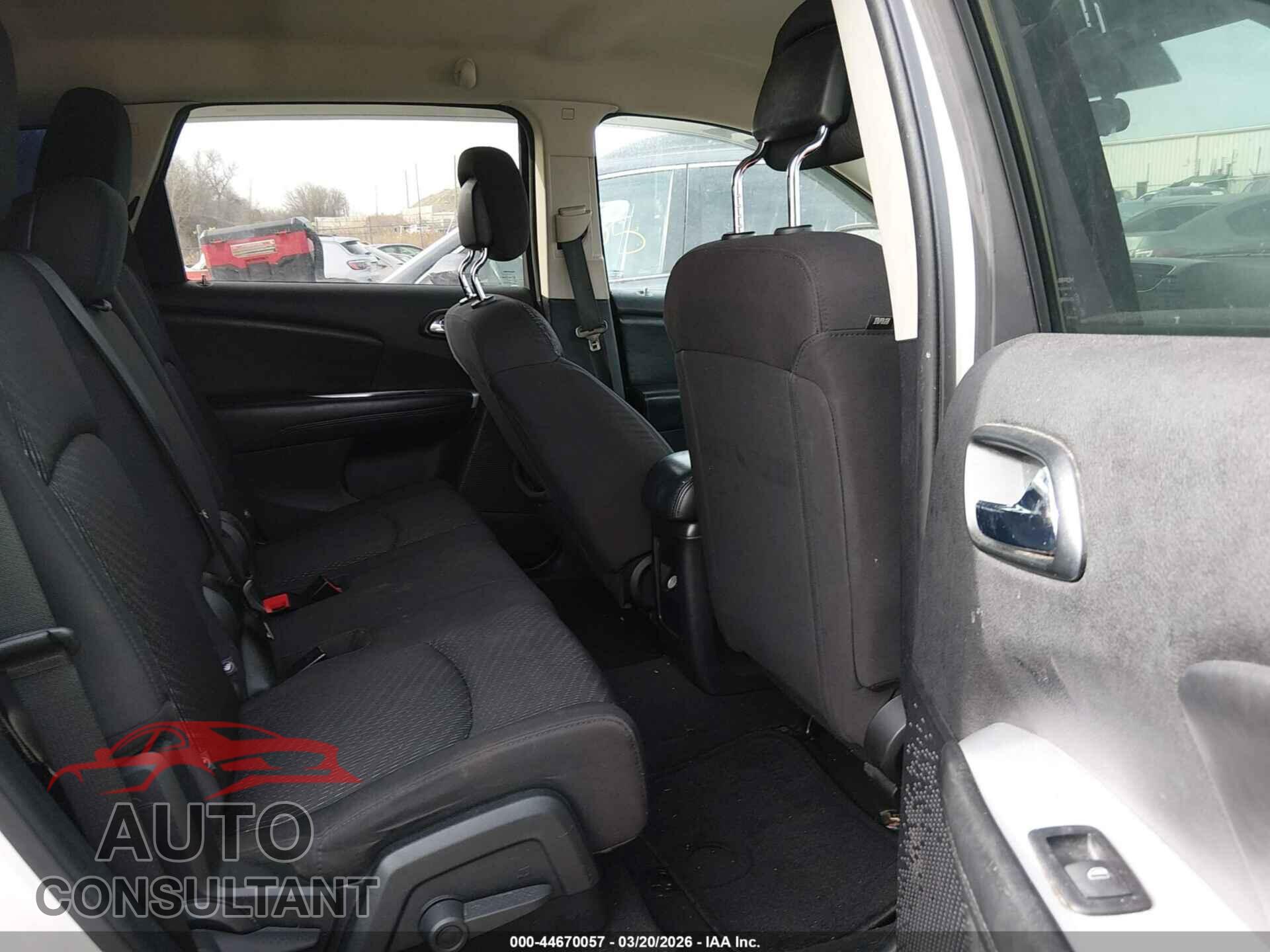 DODGE JOURNEY 2013 - 3C4PDCBB2DT532328