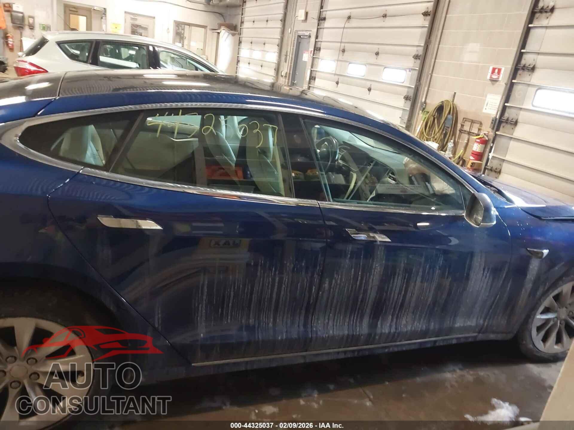 TESLA MODEL S 2017 - 5YJSA1E2XHF229479