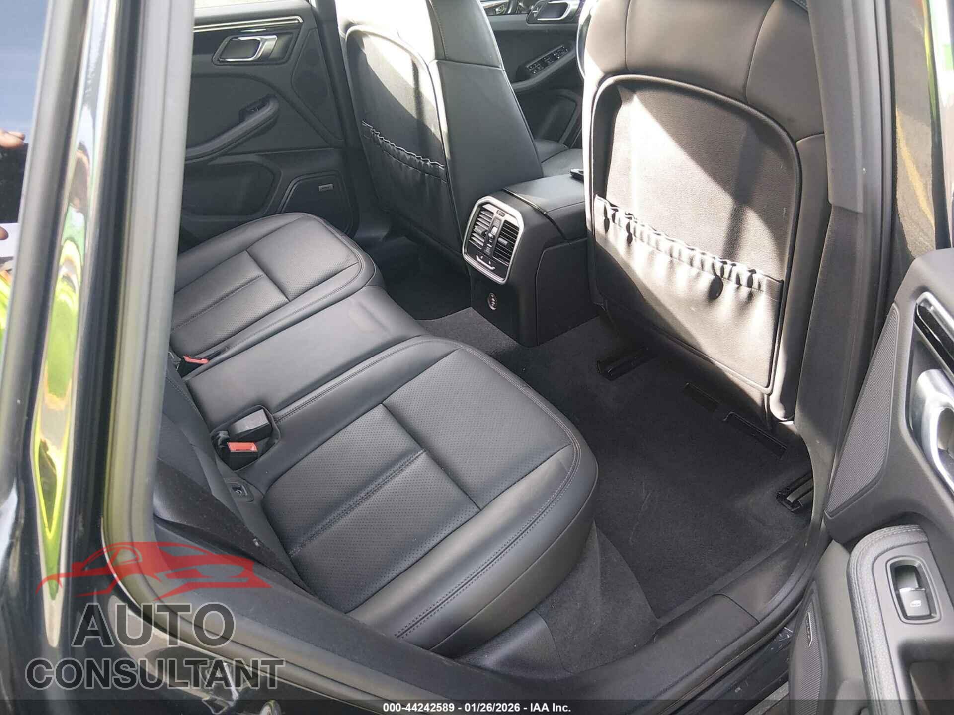 PORSCHE MACAN 2019 - WP1AA2A5XKLB01506