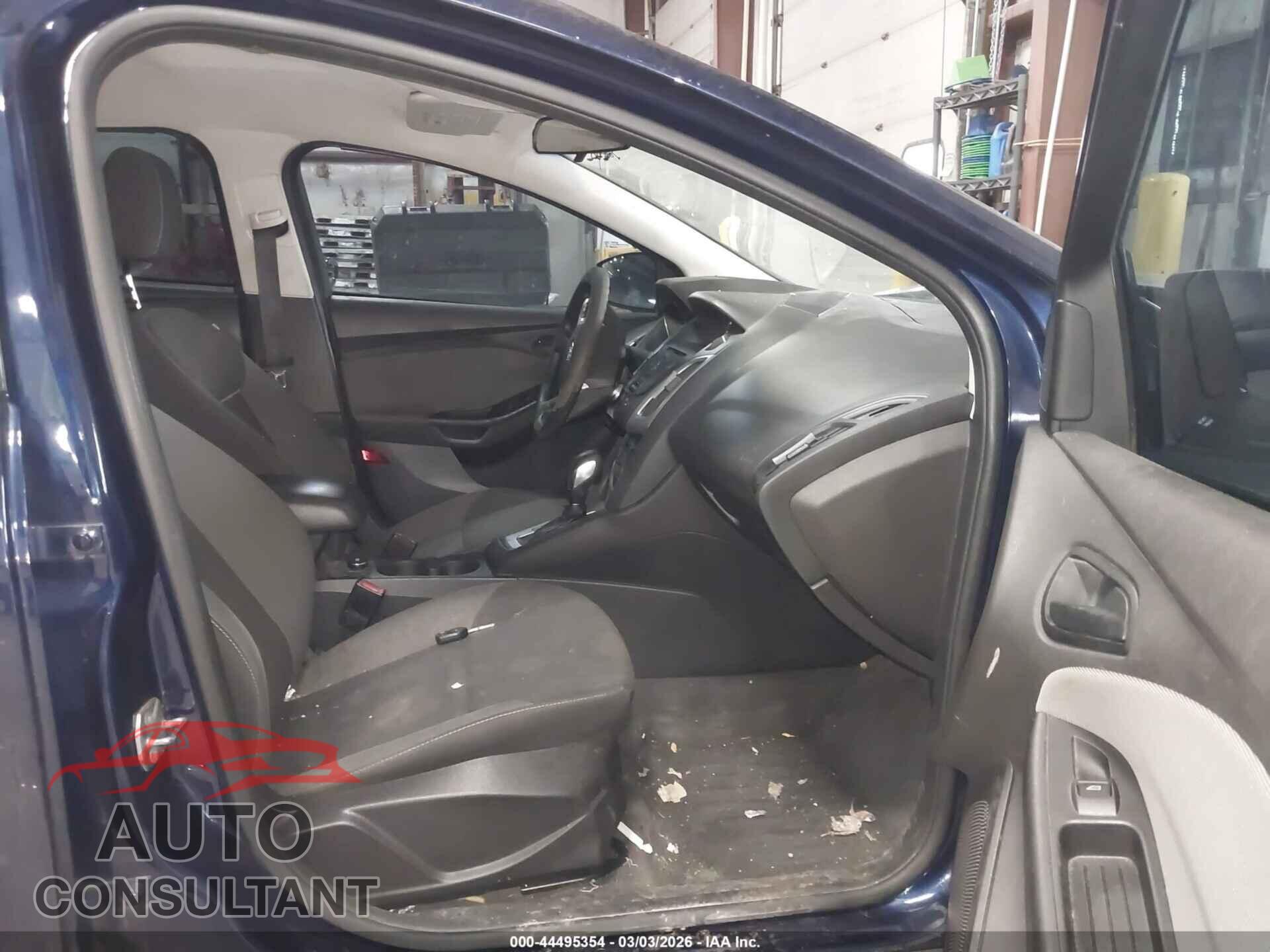 FORD FOCUS 2012 - 1FAHP3F25CL153247