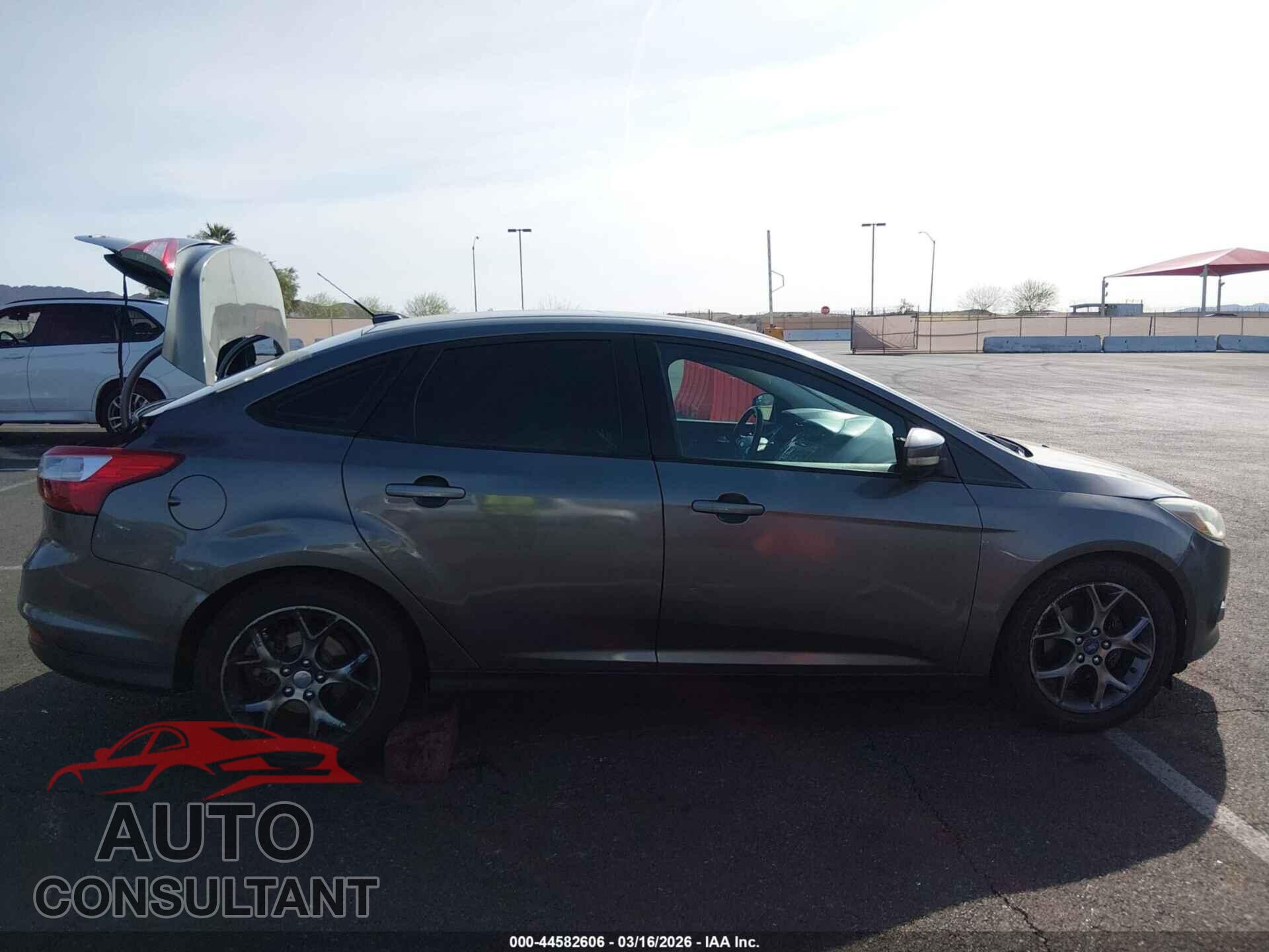 FORD FOCUS 2013 - 1FADP3F29DL201512