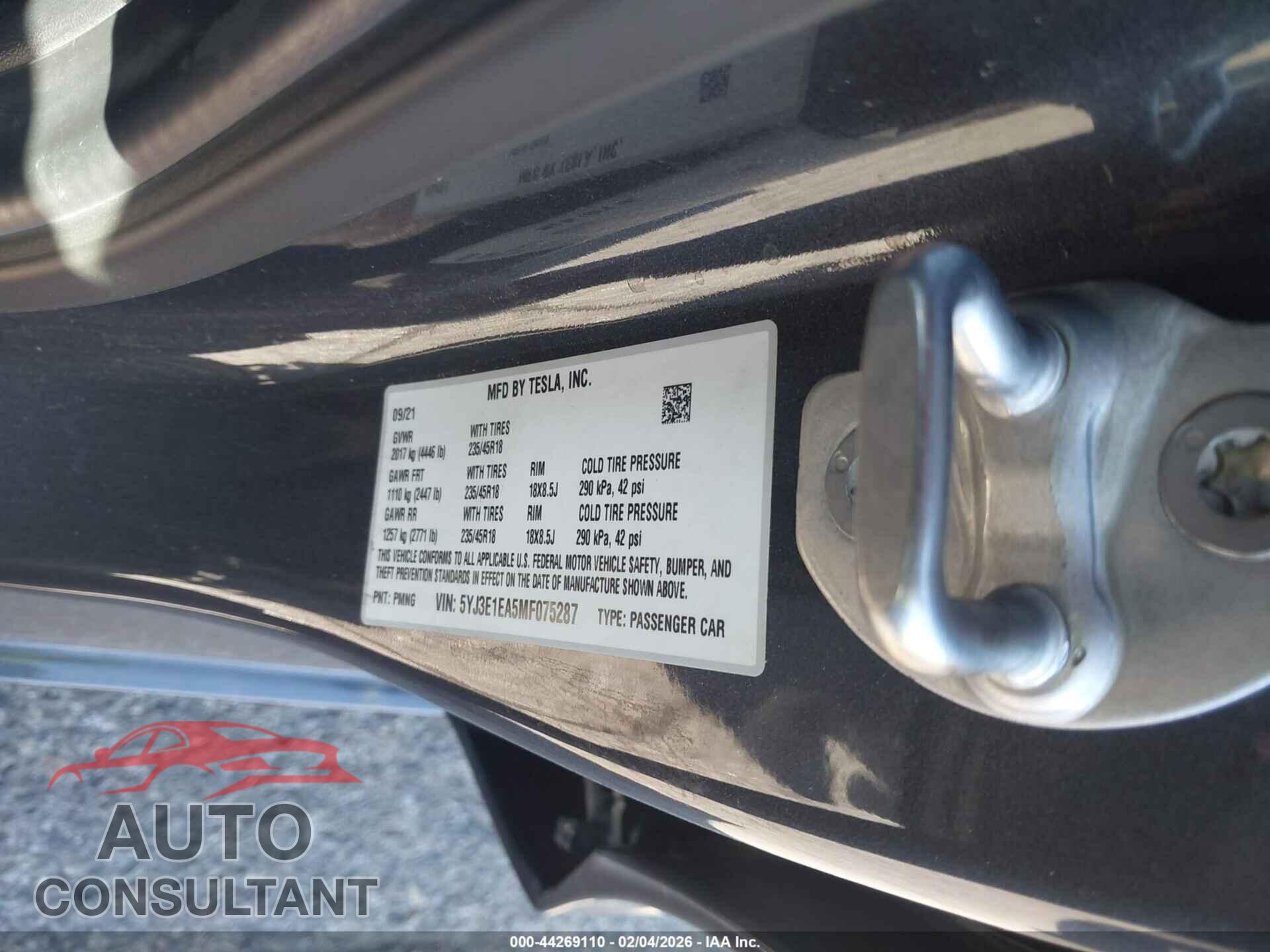 TESLA MODEL 3 2021 - 5YJ3E1EA5MF075287