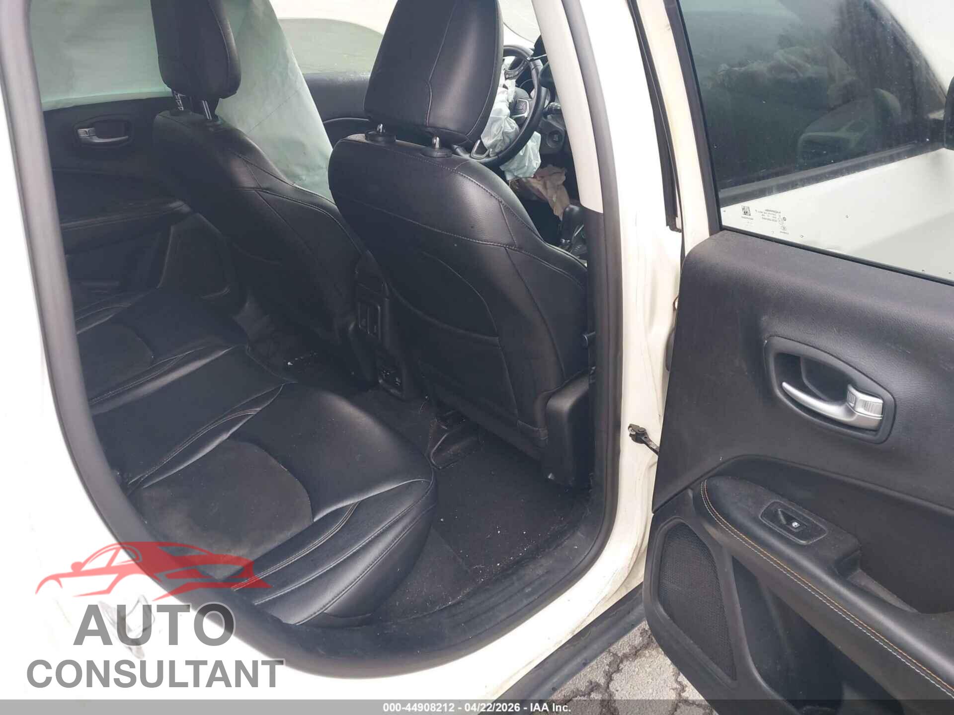 JEEP COMPASS 2018 - 3C4NJDBB1JT104896