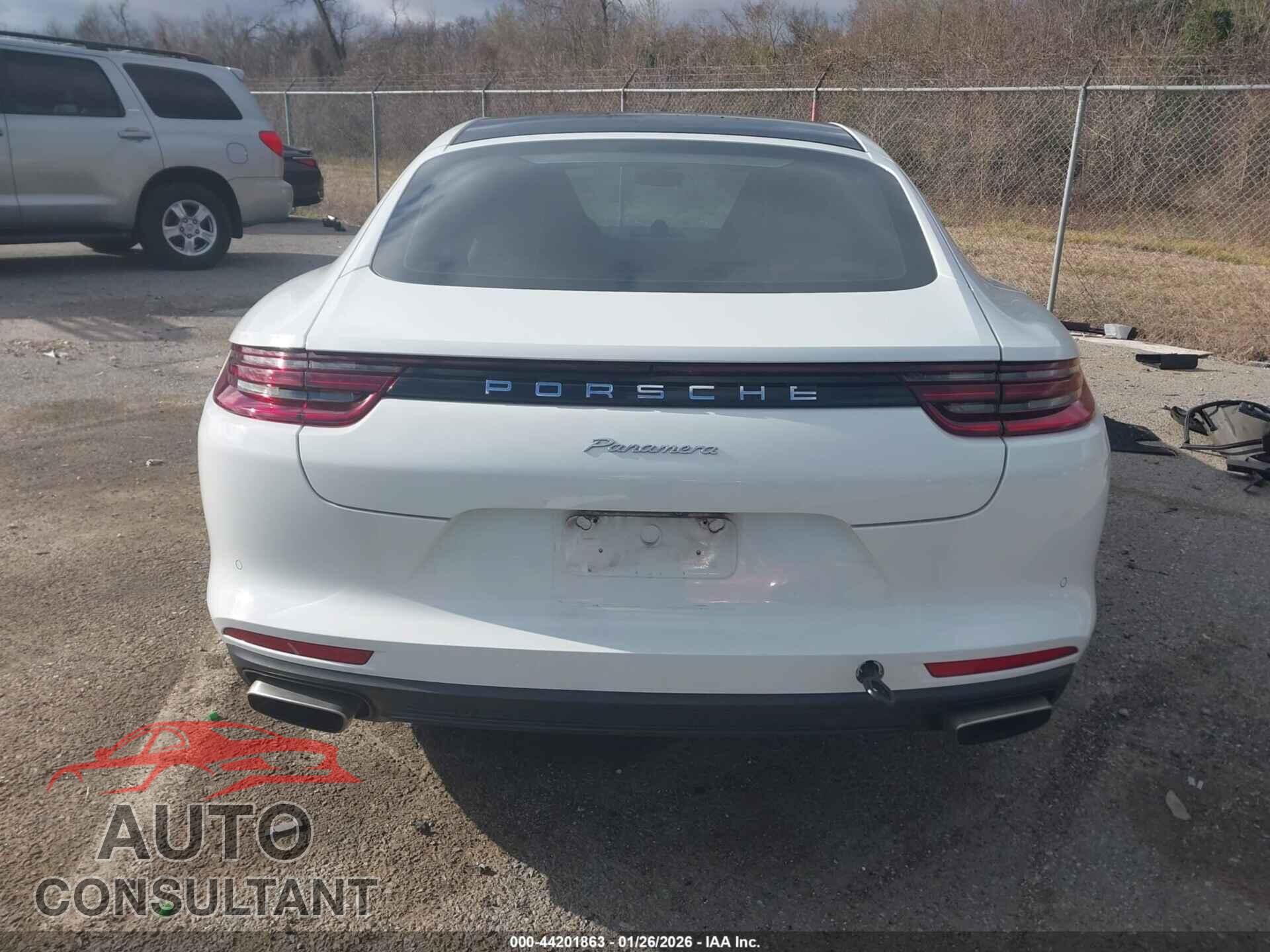 PORSCHE PANAMERA 2017 - WP0AA2A71HL102216